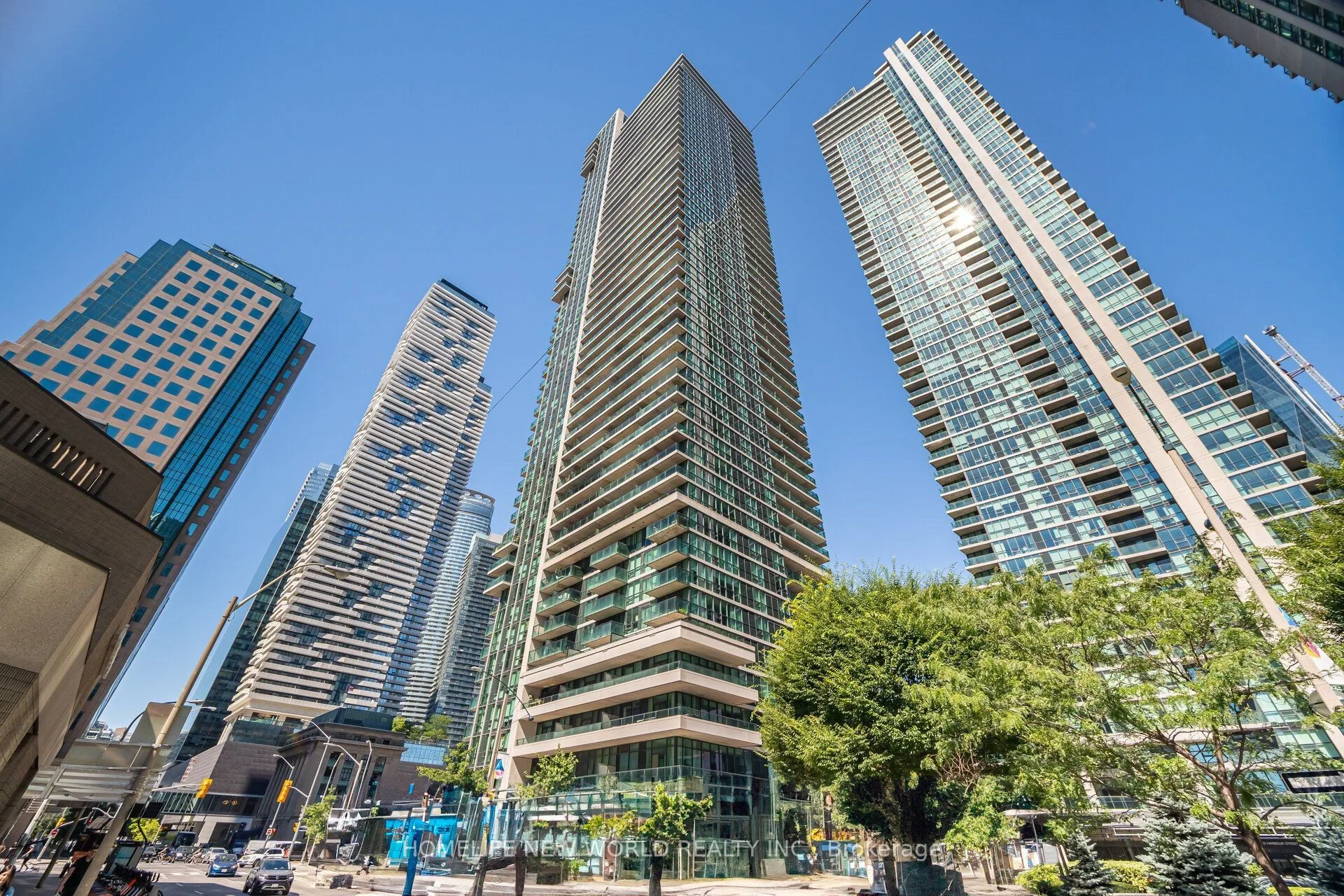 33 Bay Street 2502, Toronto C01, ON M5J 2Z3