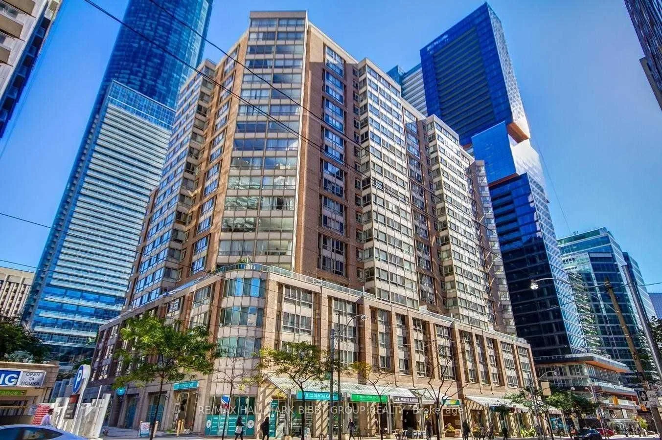 44 Gerrard Street W 806, Toronto C01, ON M5G 2K2