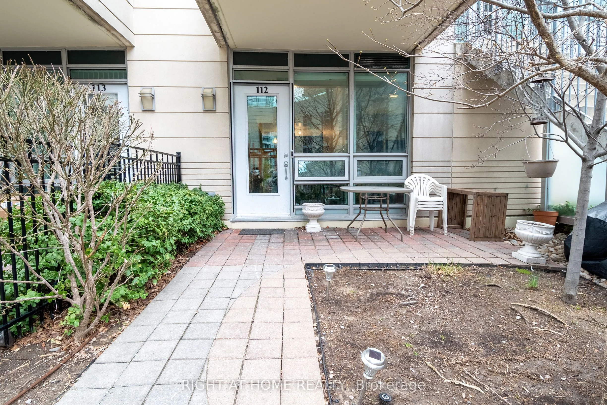 Condo Townhouse in Toronto