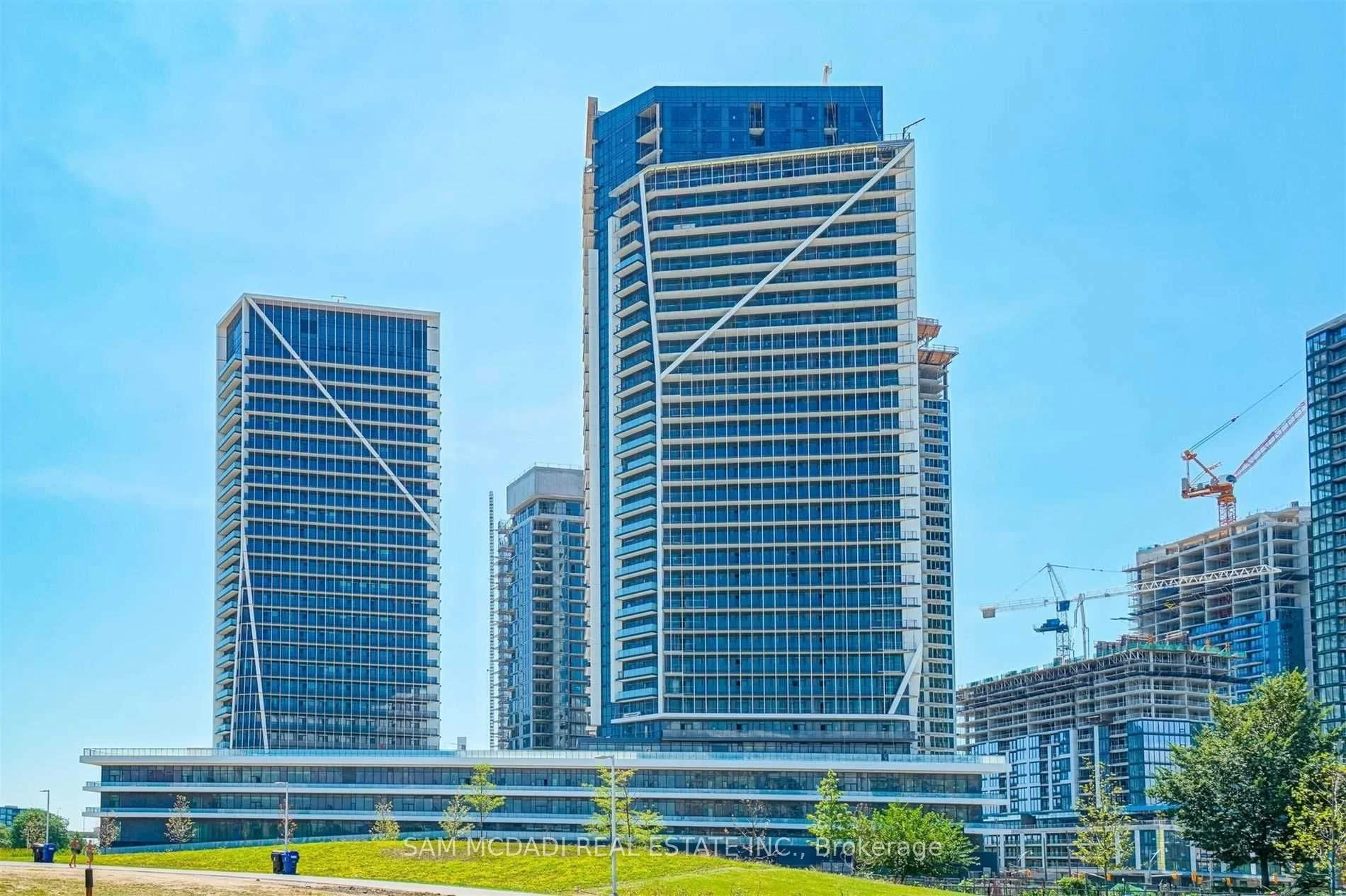 30 Ordnance Street 1403, Toronto C01, ON M6K 1A2