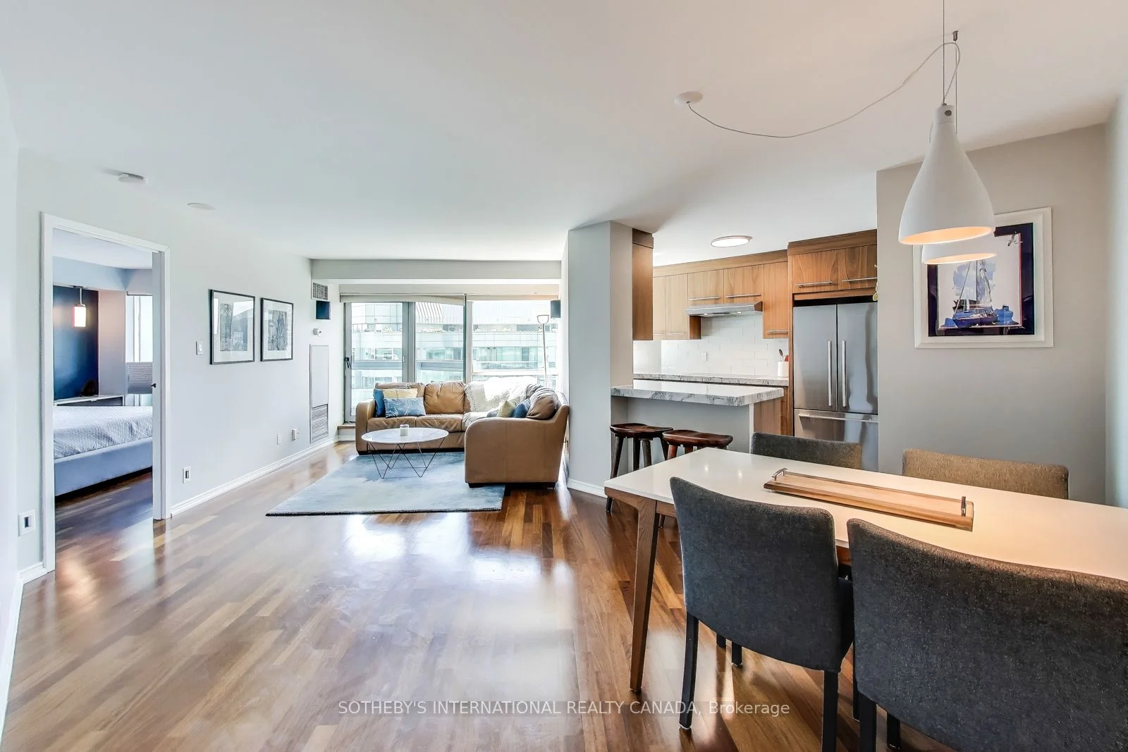 10 Yonge Street 2701, Toronto C01, ON M5E 1R4