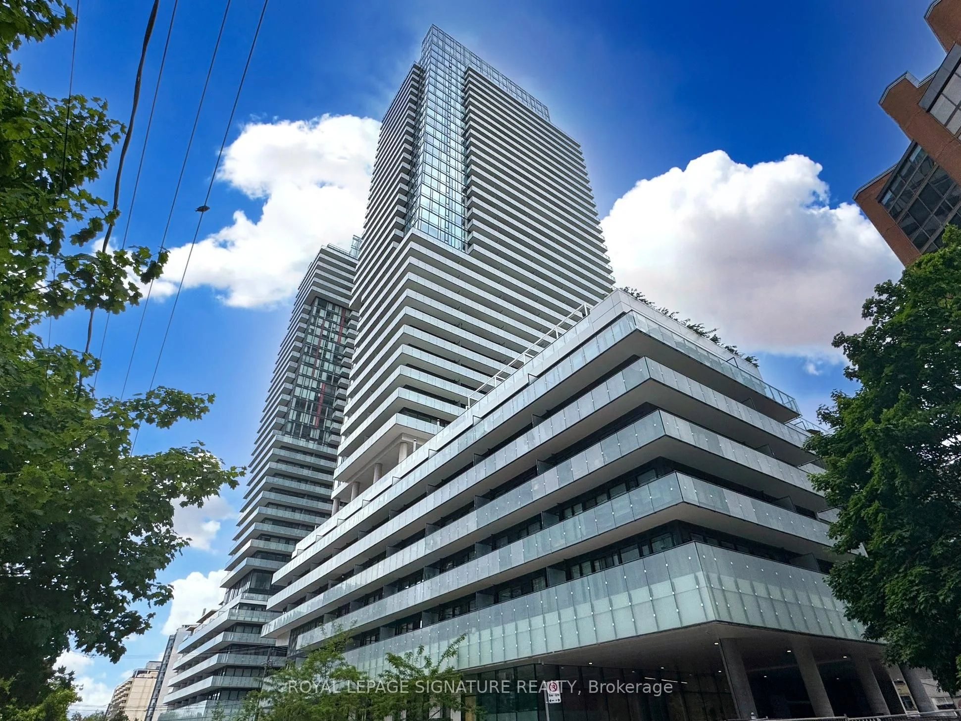 Condo Apartment in Toronto