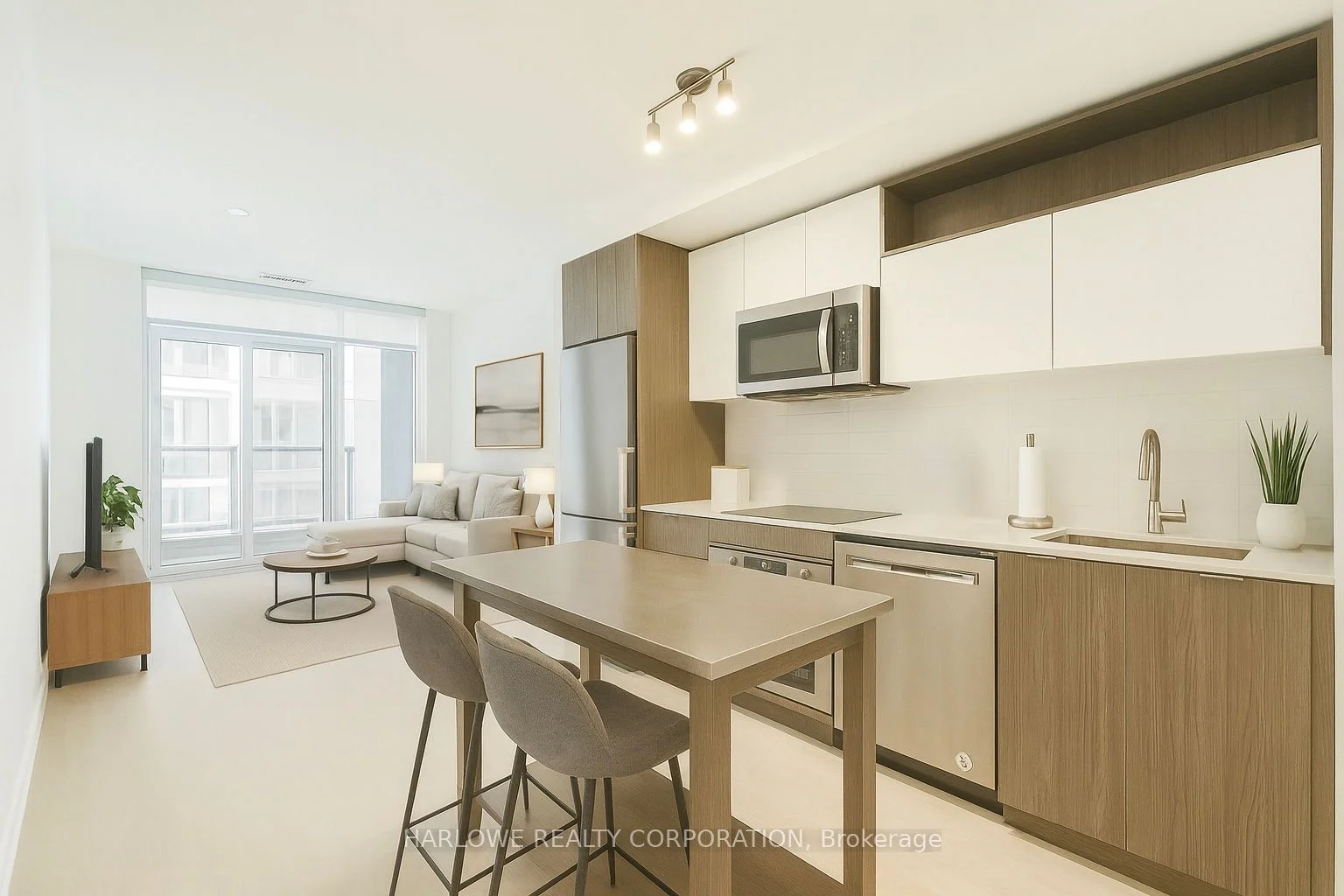 60 Princess Street 1031 SE, Toronto C08, ON M5A 2C7