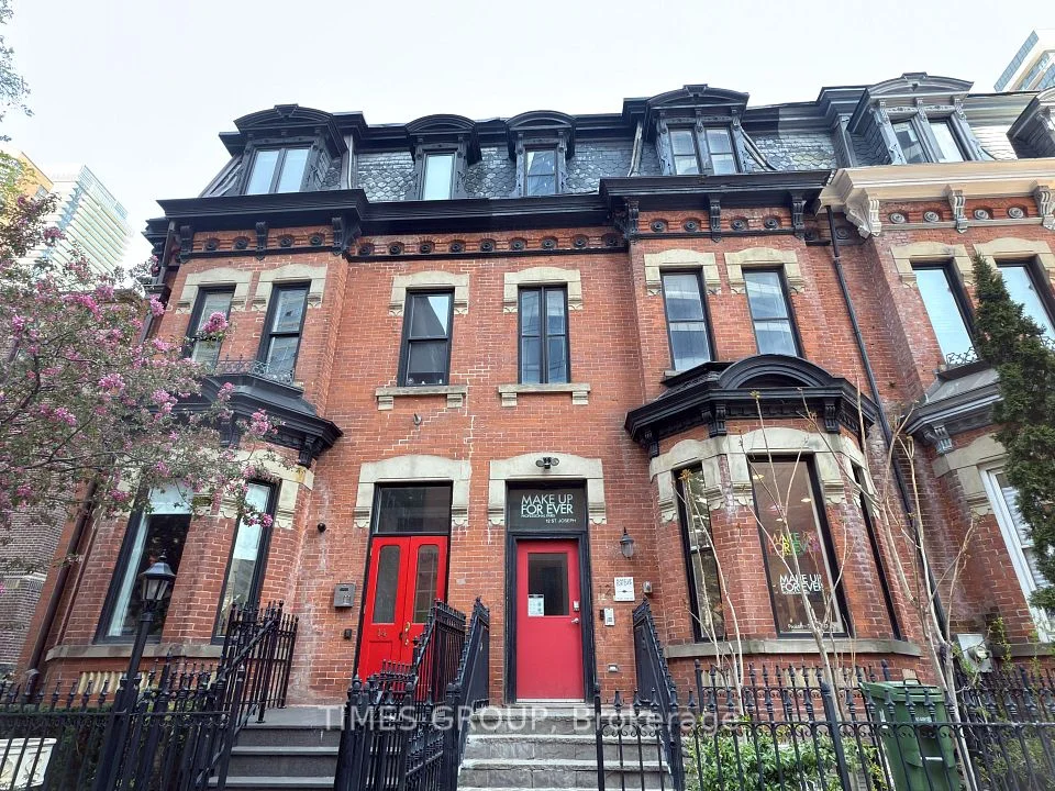 12 St Joseph Street 201, Toronto C01, ON M4Y 1J7