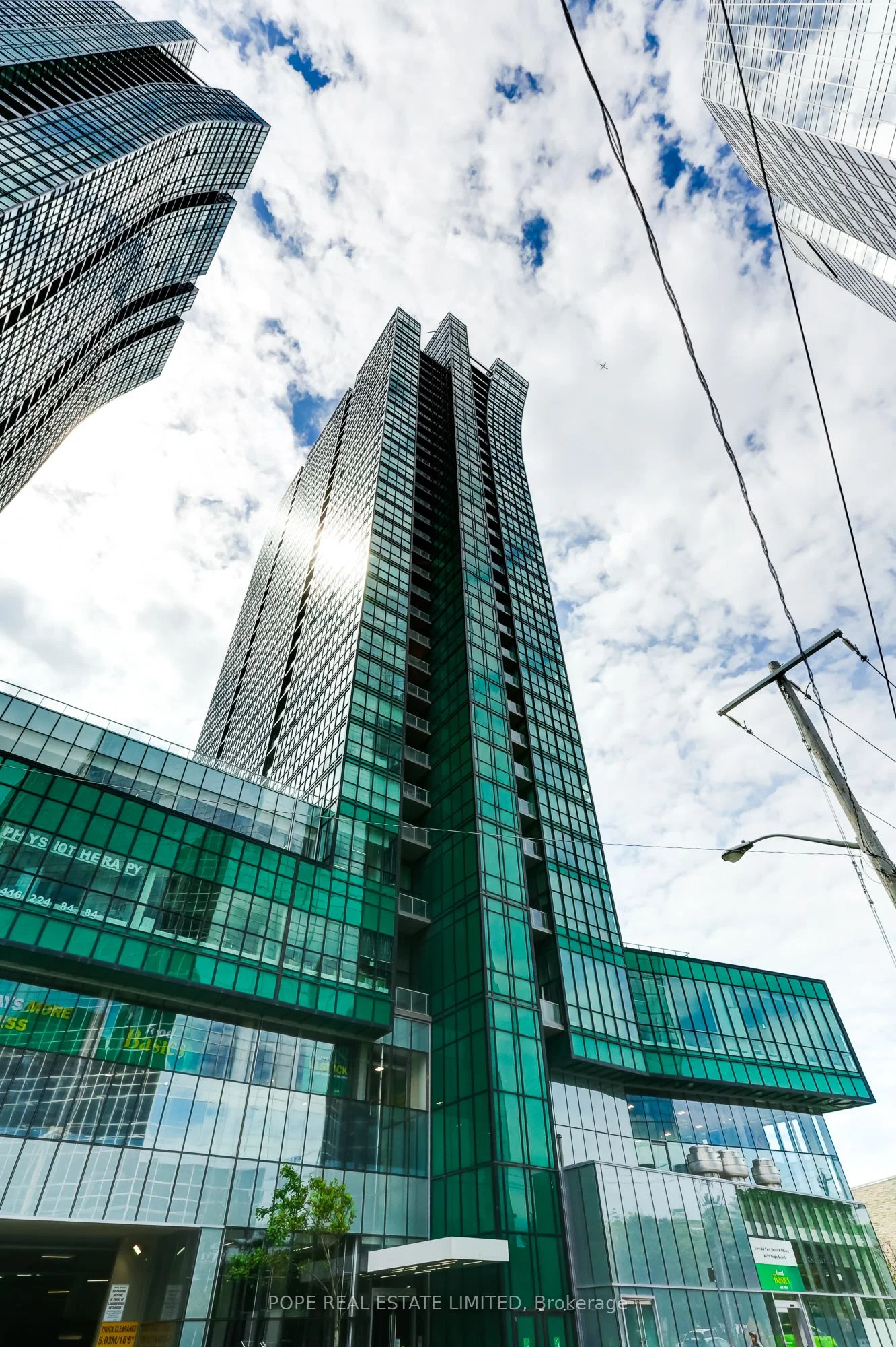 11 Bogert Avenue 2401, Toronto C07, ON M2N 1K4