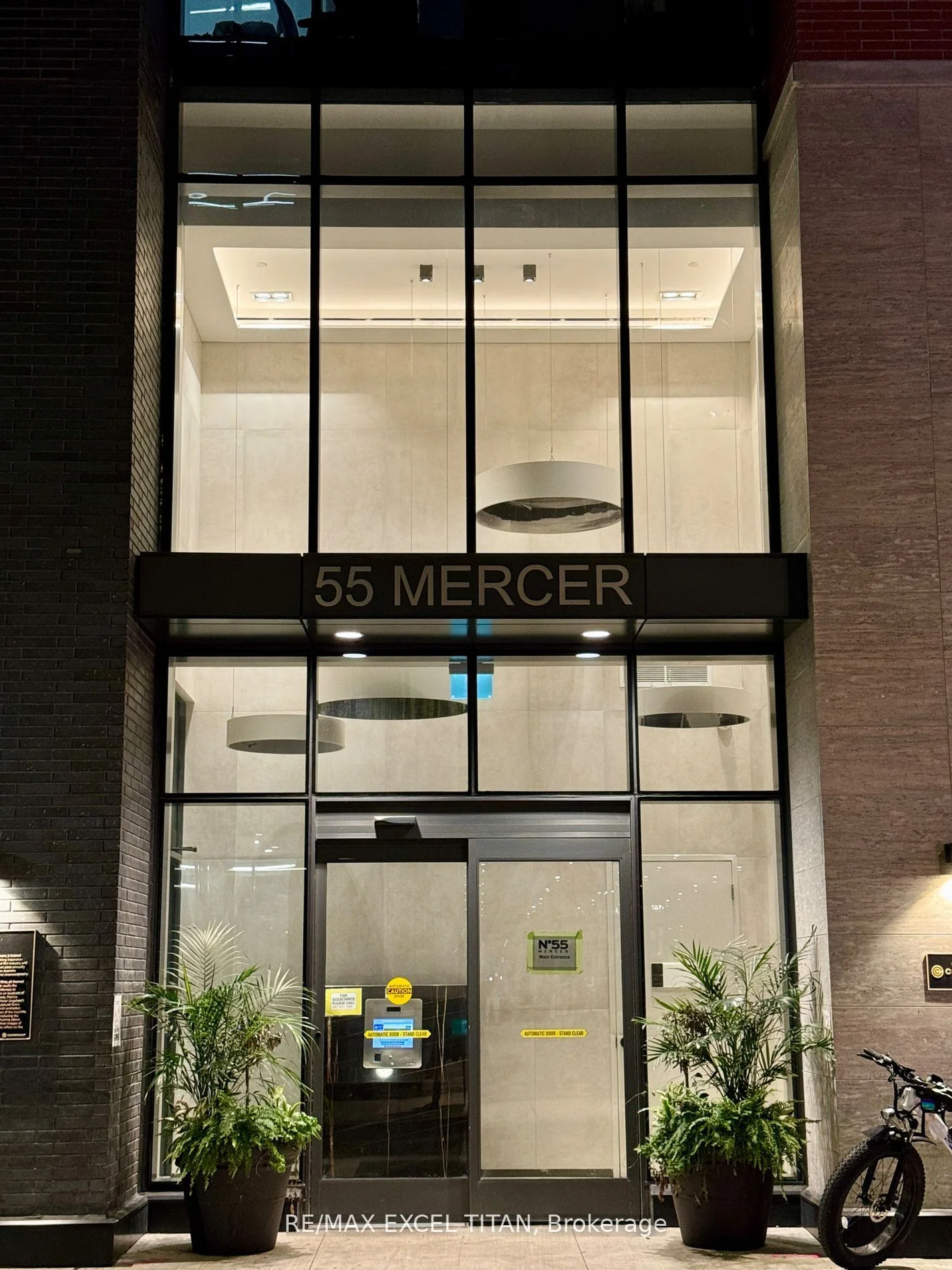 55 Mercer Street PH03, Toronto C01, ON M5V 0W4