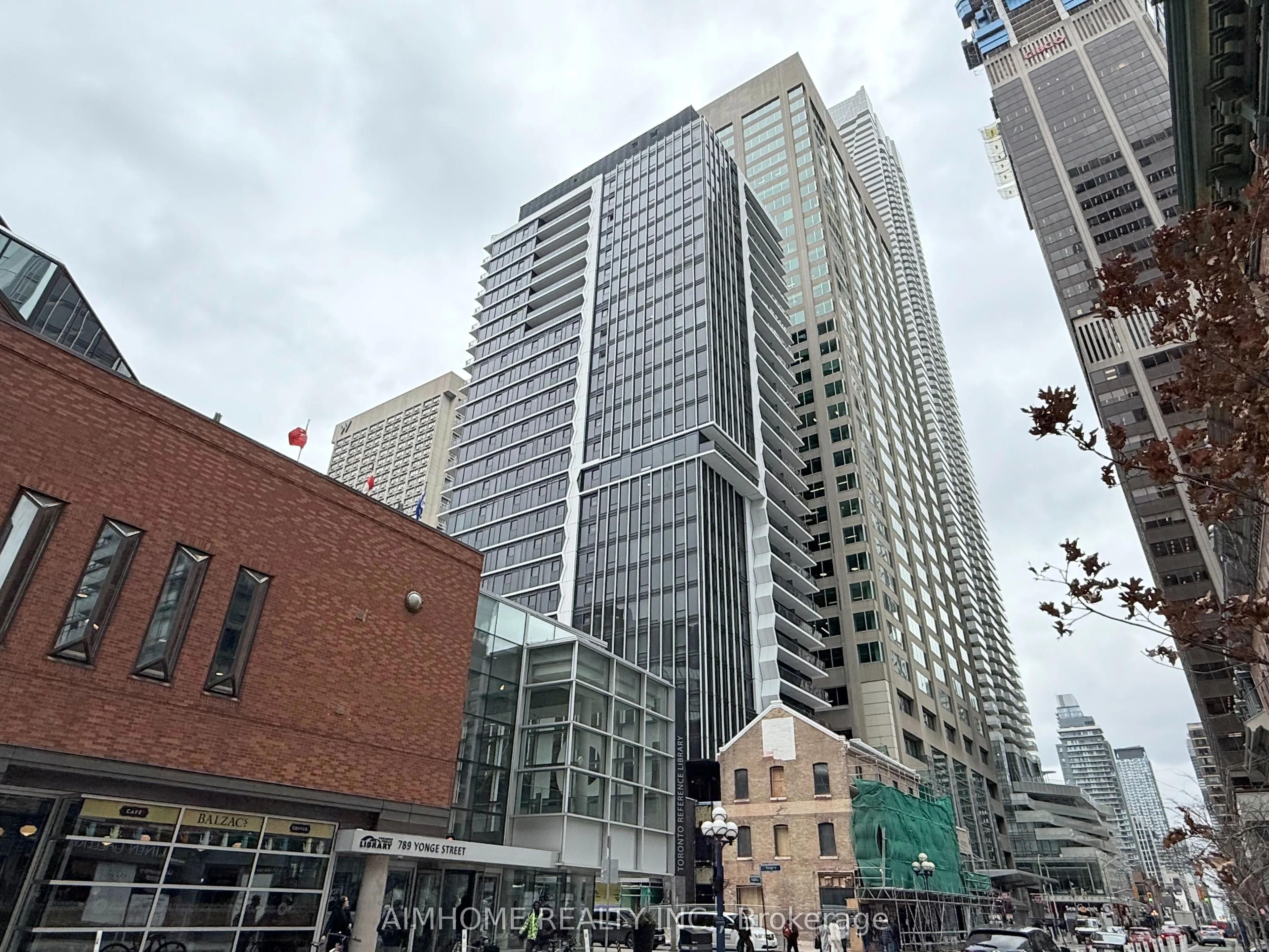 771 Yonge Street 901, Toronto C02, ON M4W 0B8