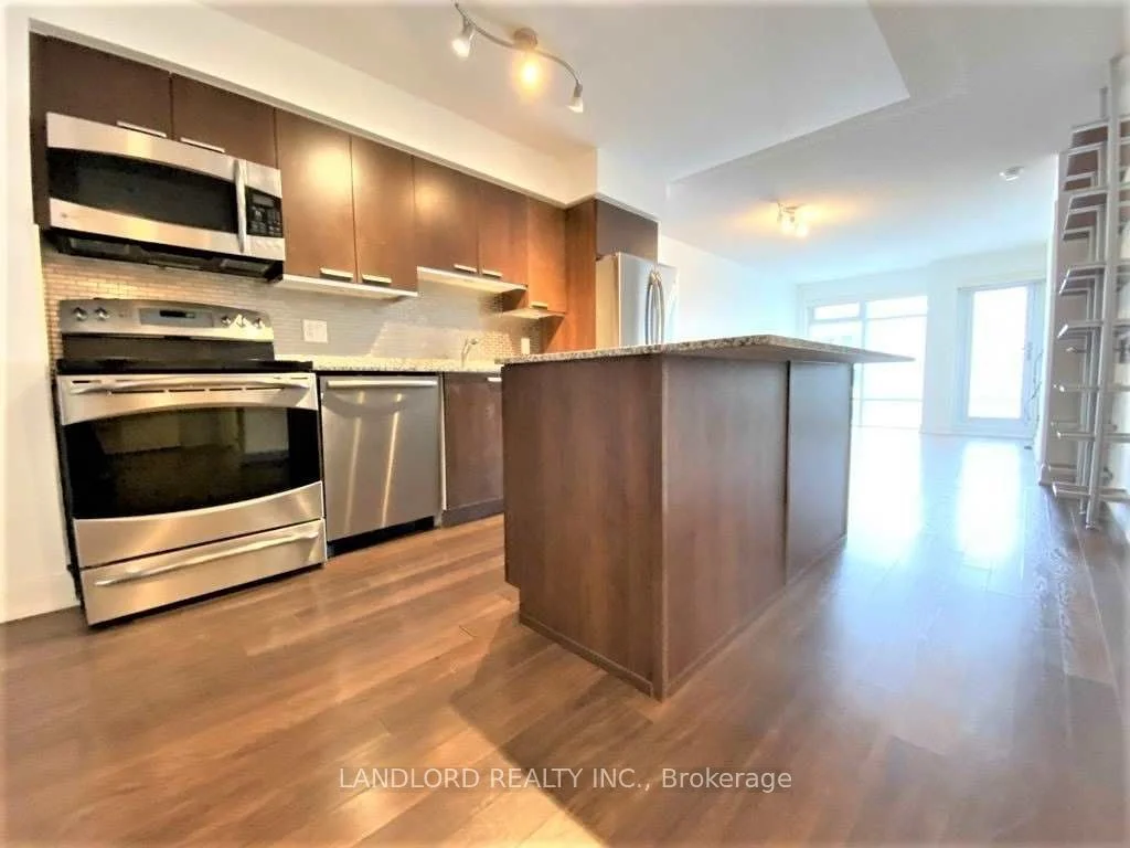 2191 Yonge Street 1701, Toronto C10, ON M4S 3H8