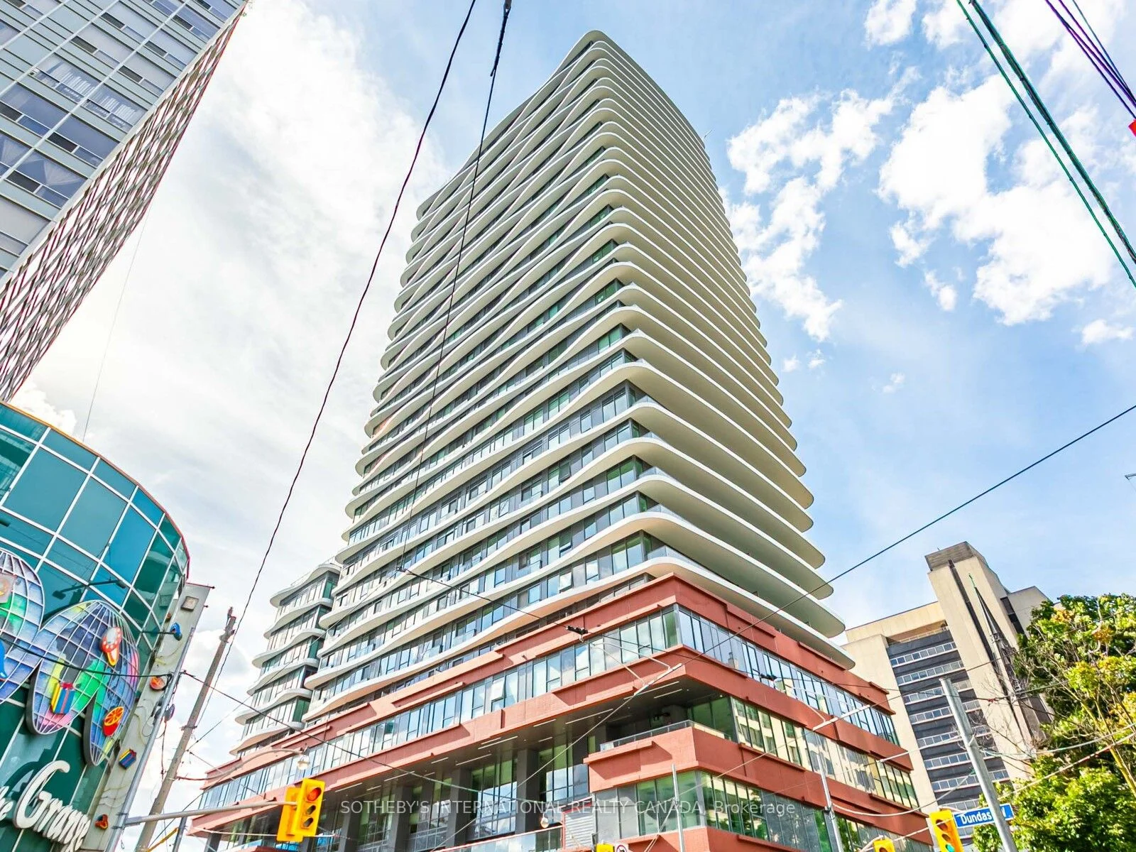 292 Dundas Street W 610, Toronto C01, ON M6G 3P7
