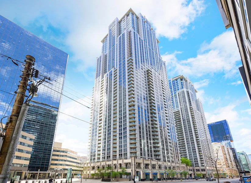 763 Bay Street 2808, Toronto C01, On M5g 2r3