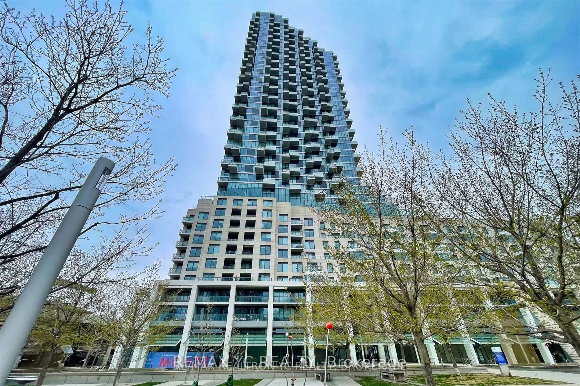 12 Bonnycastle Street 924, Toronto C08, ON M5A 0C8