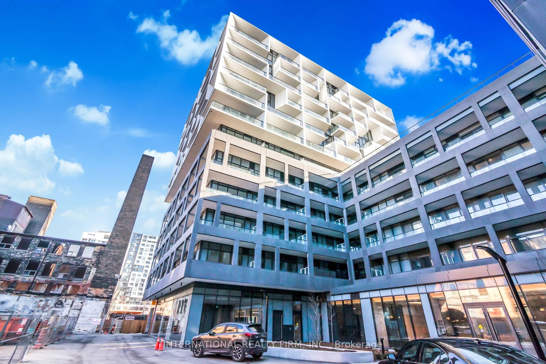 9 Tecumseth Street 203, Toronto C01, ON M5V 3G4