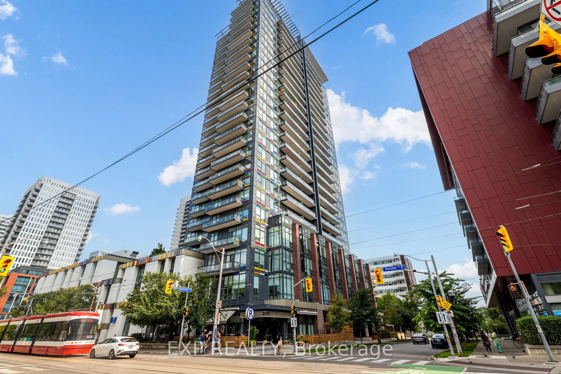 225 Sackville Street 1806, Toronto C08, On M5a 0b9