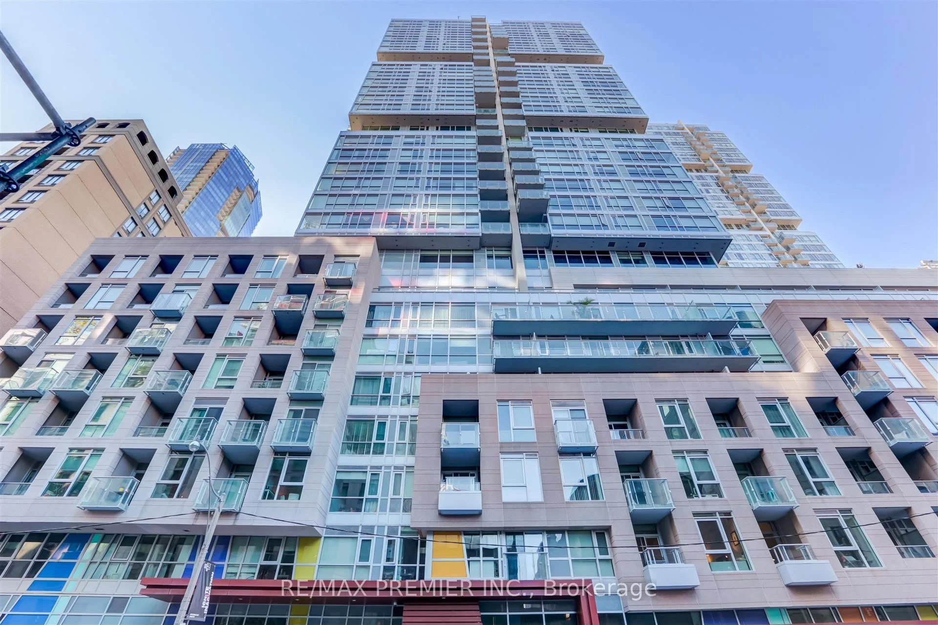 Condo Apartment in Toronto