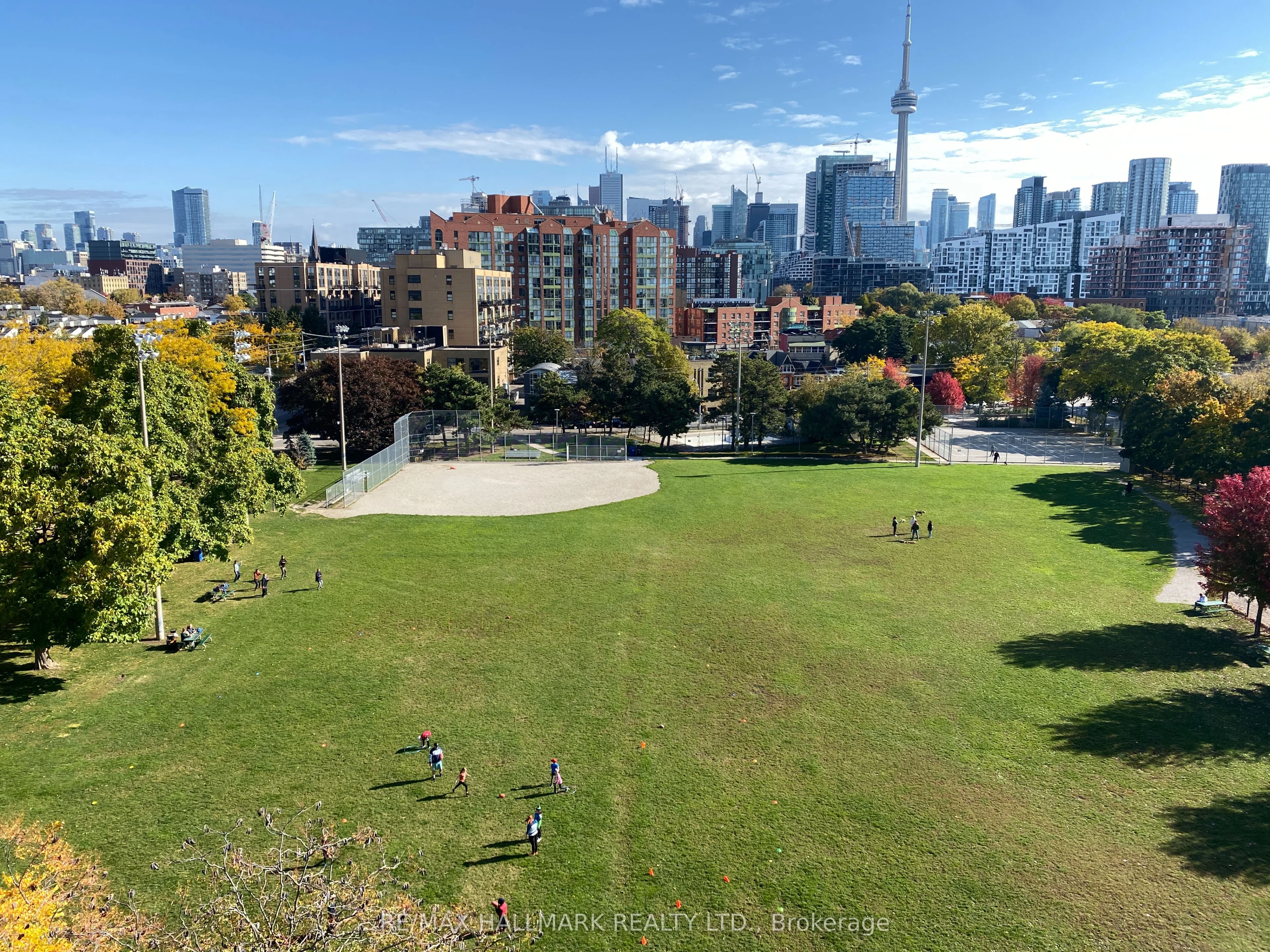 25 Stafford Street 702, Toronto C01, ON M5V 2S2