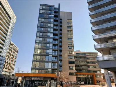 Condo Apartment in Toronto