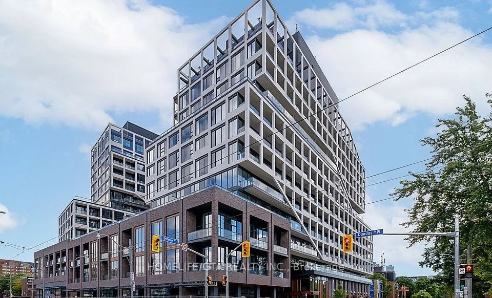 115 Denison Avenue 403, Toronto C01, ON M5T 2N1
