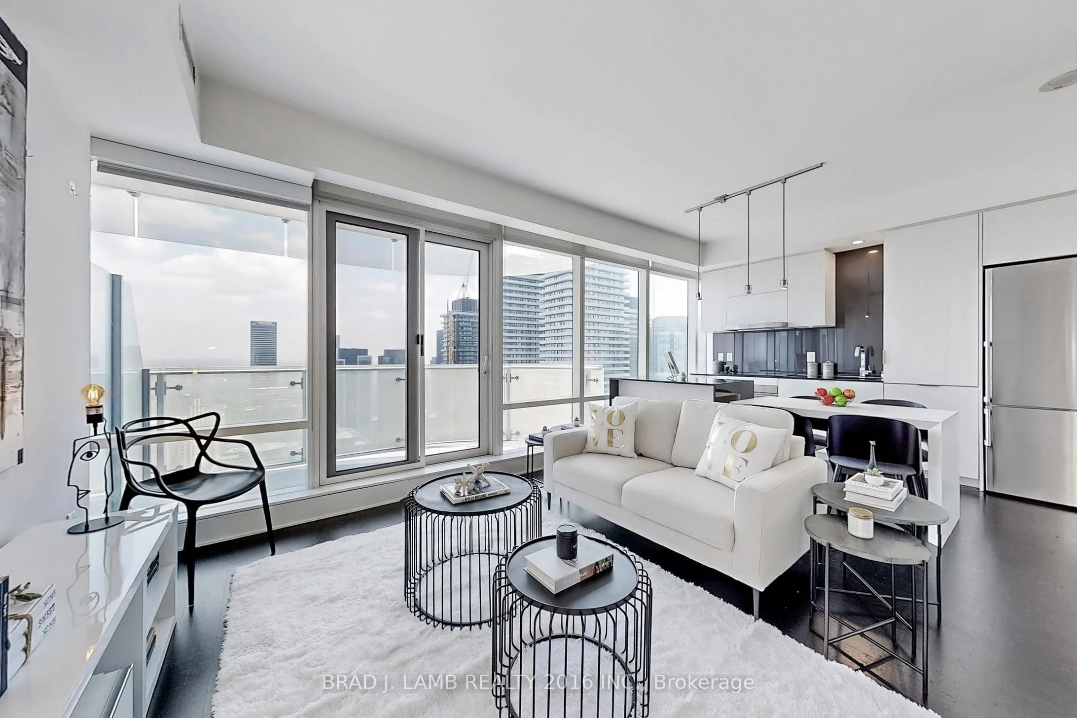 1 Bloor Street E 3903, Toronto C08, ON M4W 1A9