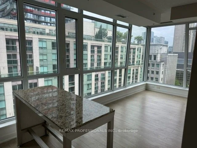 199 Richmond Street W 1102, Toronto C01, ON M5V 0H4