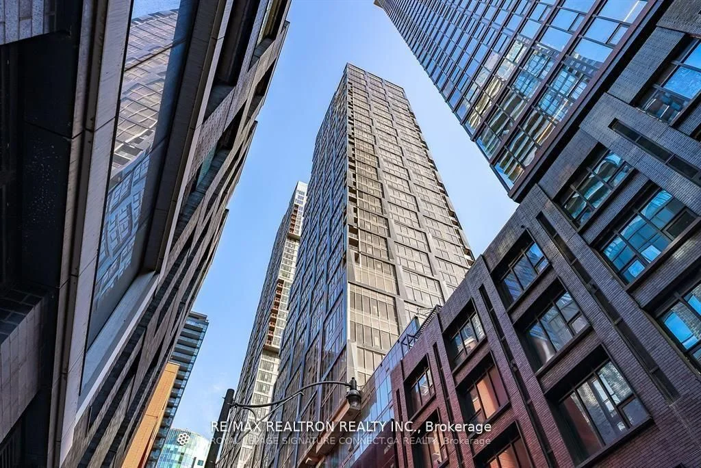 35 Mercer Street 3611, Toronto C01, On M5v 3c6