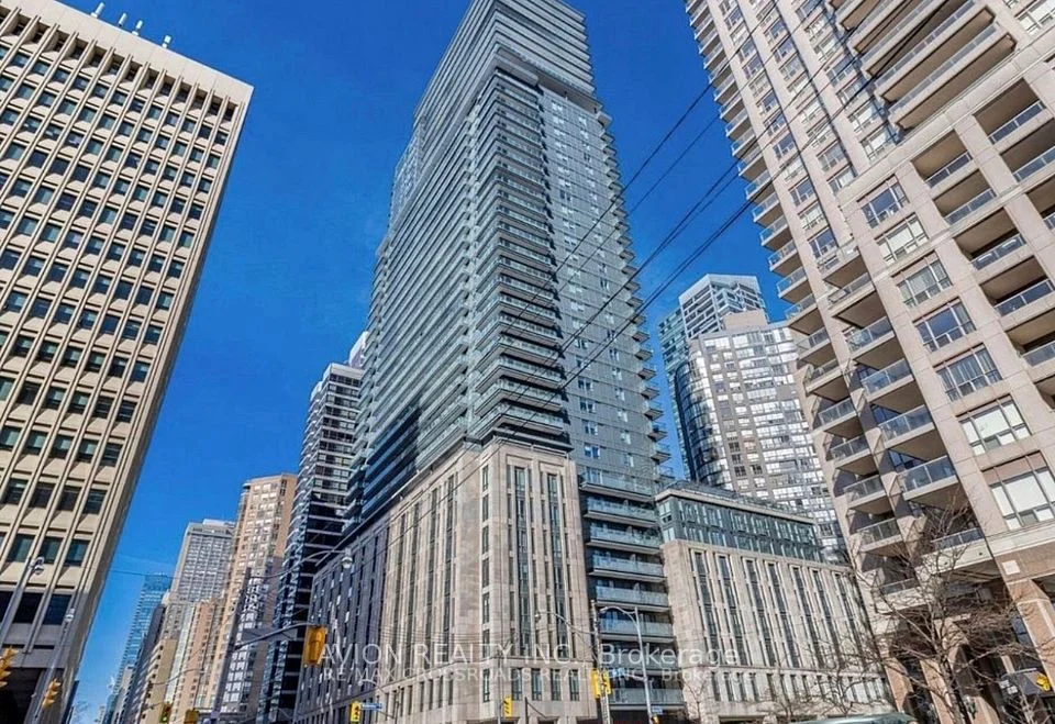 955 Bay Street 523, Toronto C01, On M5s 0c6
