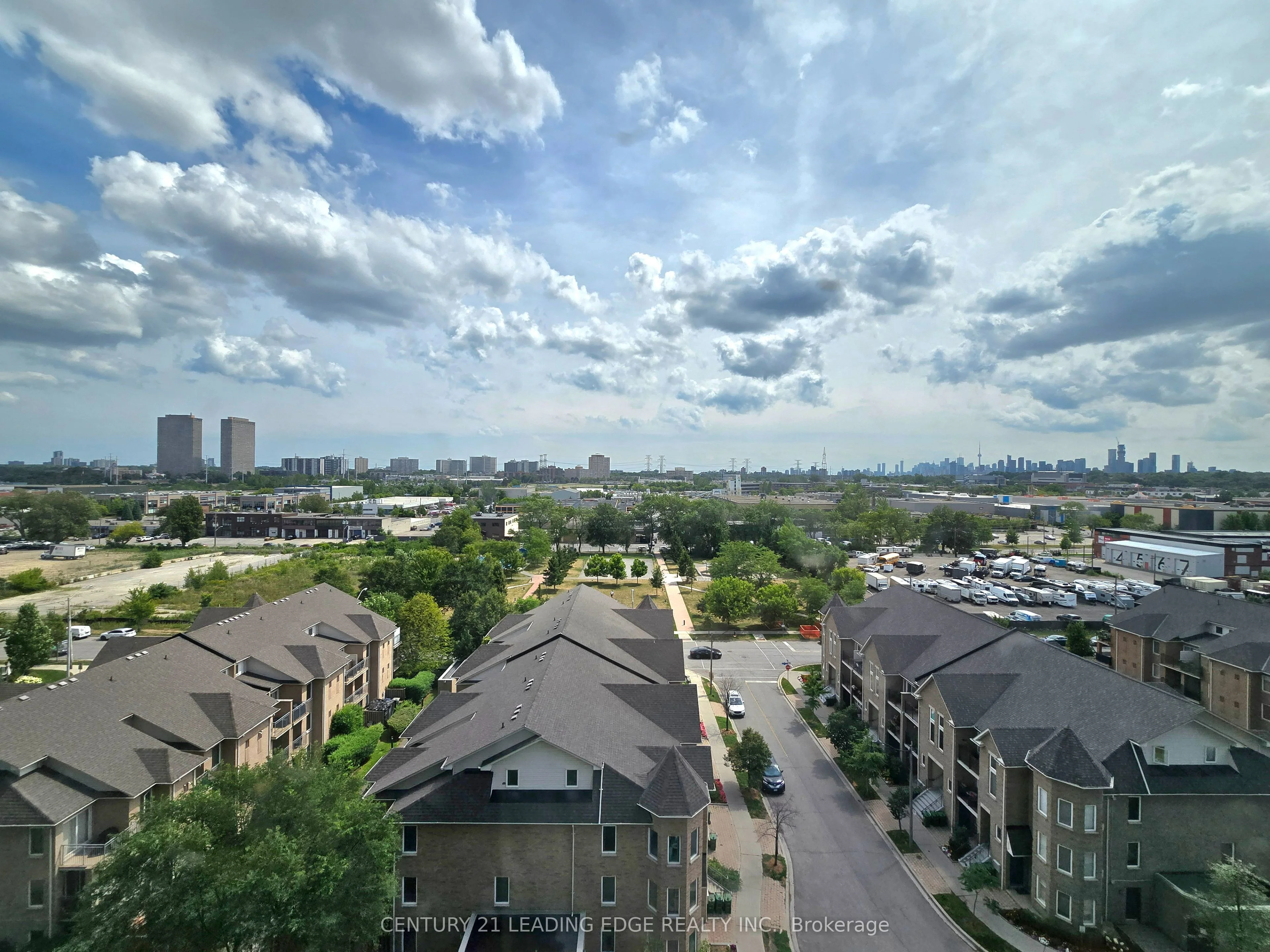 Condo Apartment in Toronto