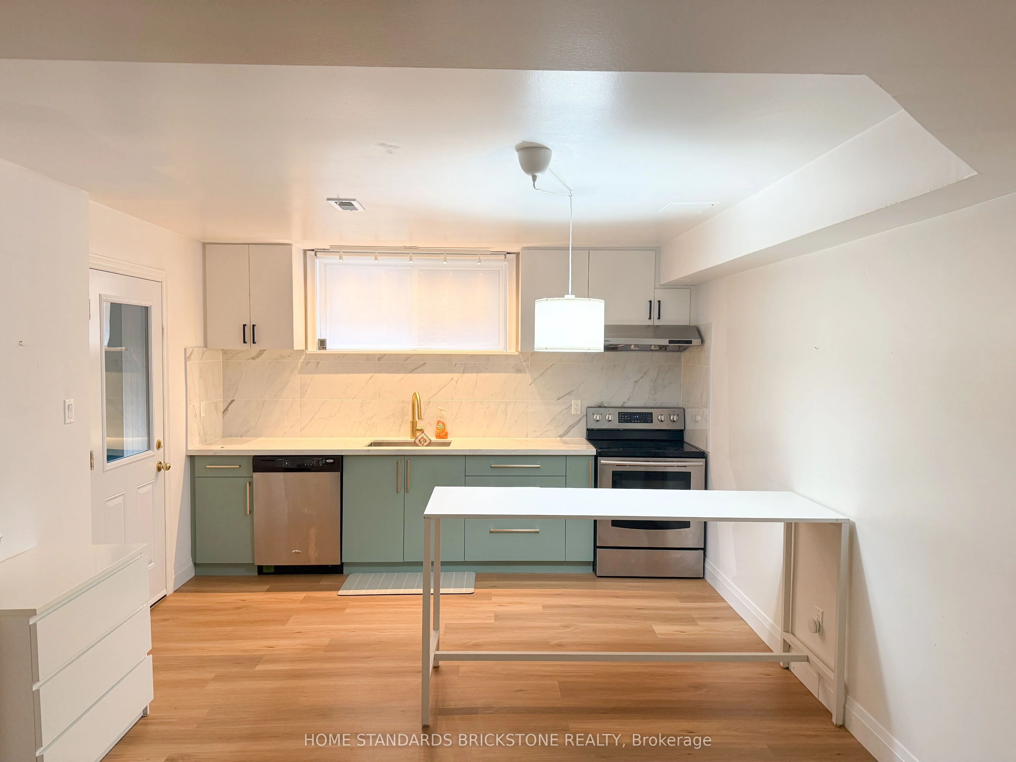 279 Cocksfield Avenue Basement, Toronto C06, ON M3H 3T8