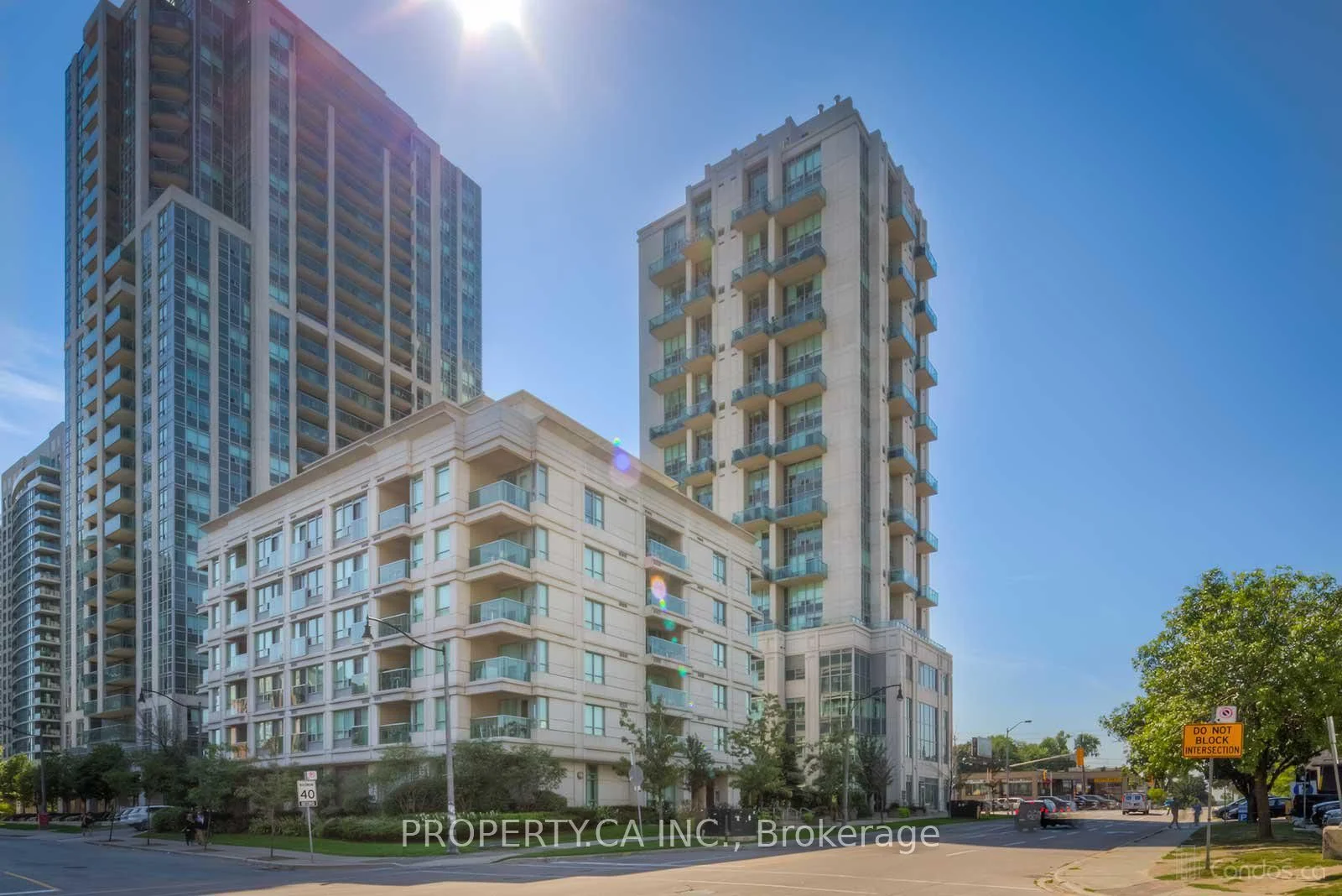 19 Avondale Avenue 308, Toronto C14, ON M2N 0A6