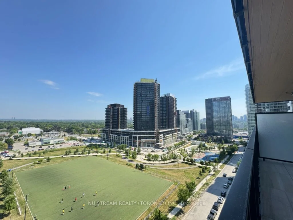 Condo Apartment in Toronto
