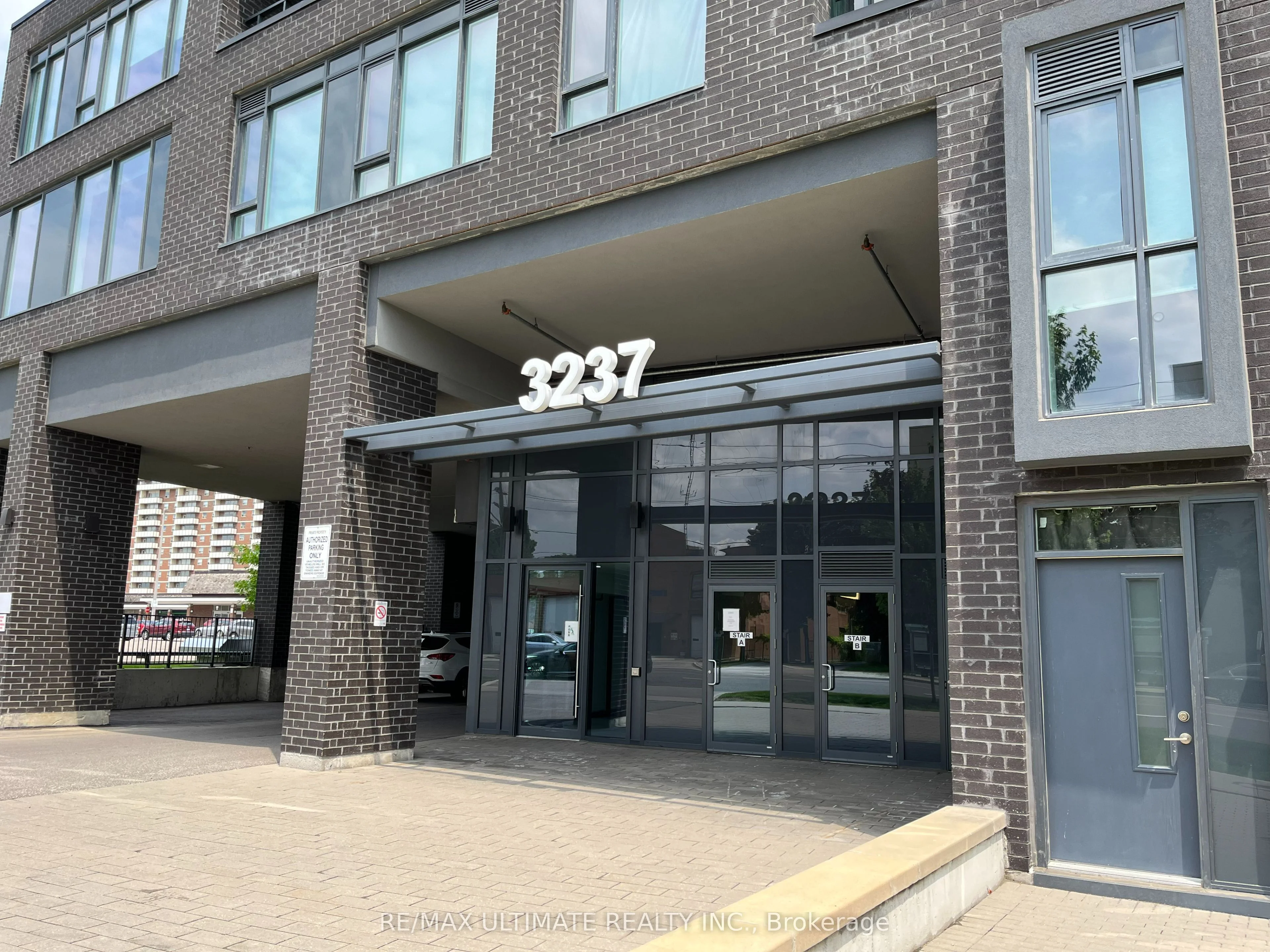 3237 Bayview Avenue PH 1312, Toronto C15, ON M2K 0G1