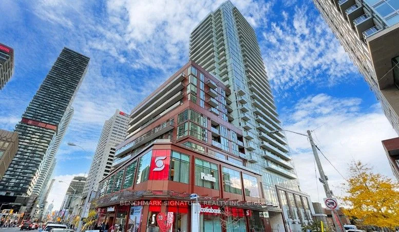 33 Helendale Avenue 2902, Toronto C03, On M4r 1c5