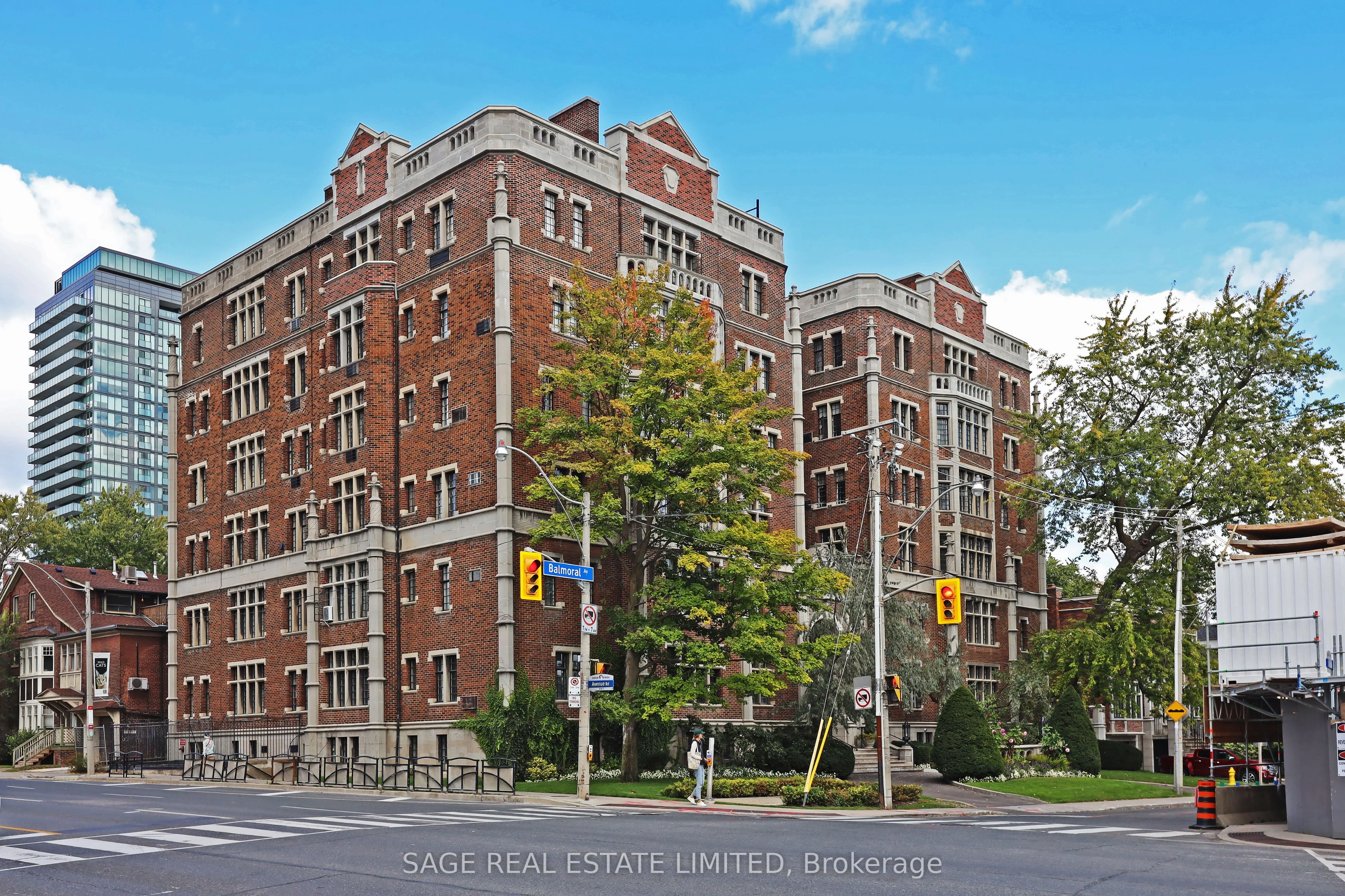 150 Balmoral Avenue 102, Toronto C02, ON M4V 1J4