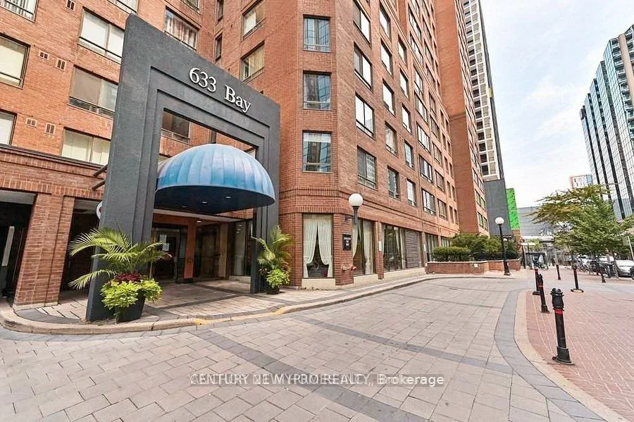 633 bay Street 312, Toronto C01, ON M5G 2G4