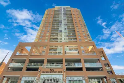 Condo Apartment in Toronto