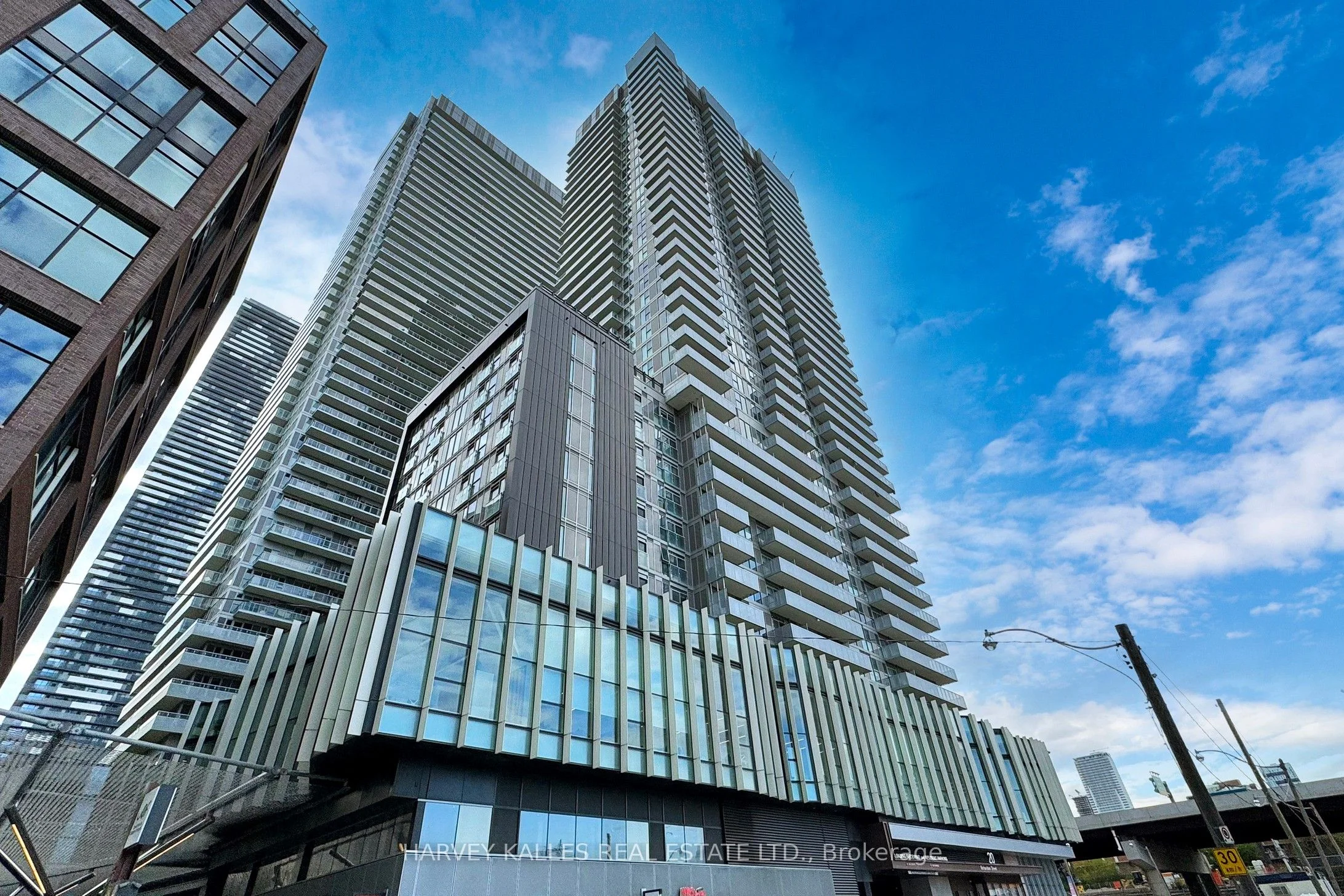 20 Richardson Street 515, Toronto C08, On M5a 0s6