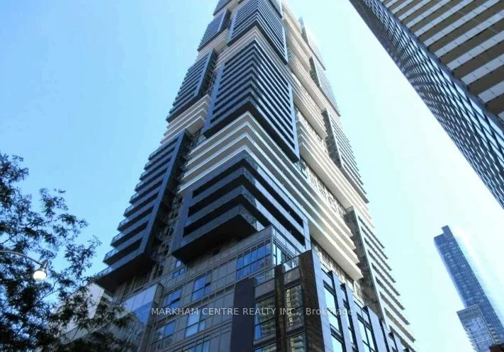 7 Grenville Street 1706, Toronto C01, ON M4Y 0E9