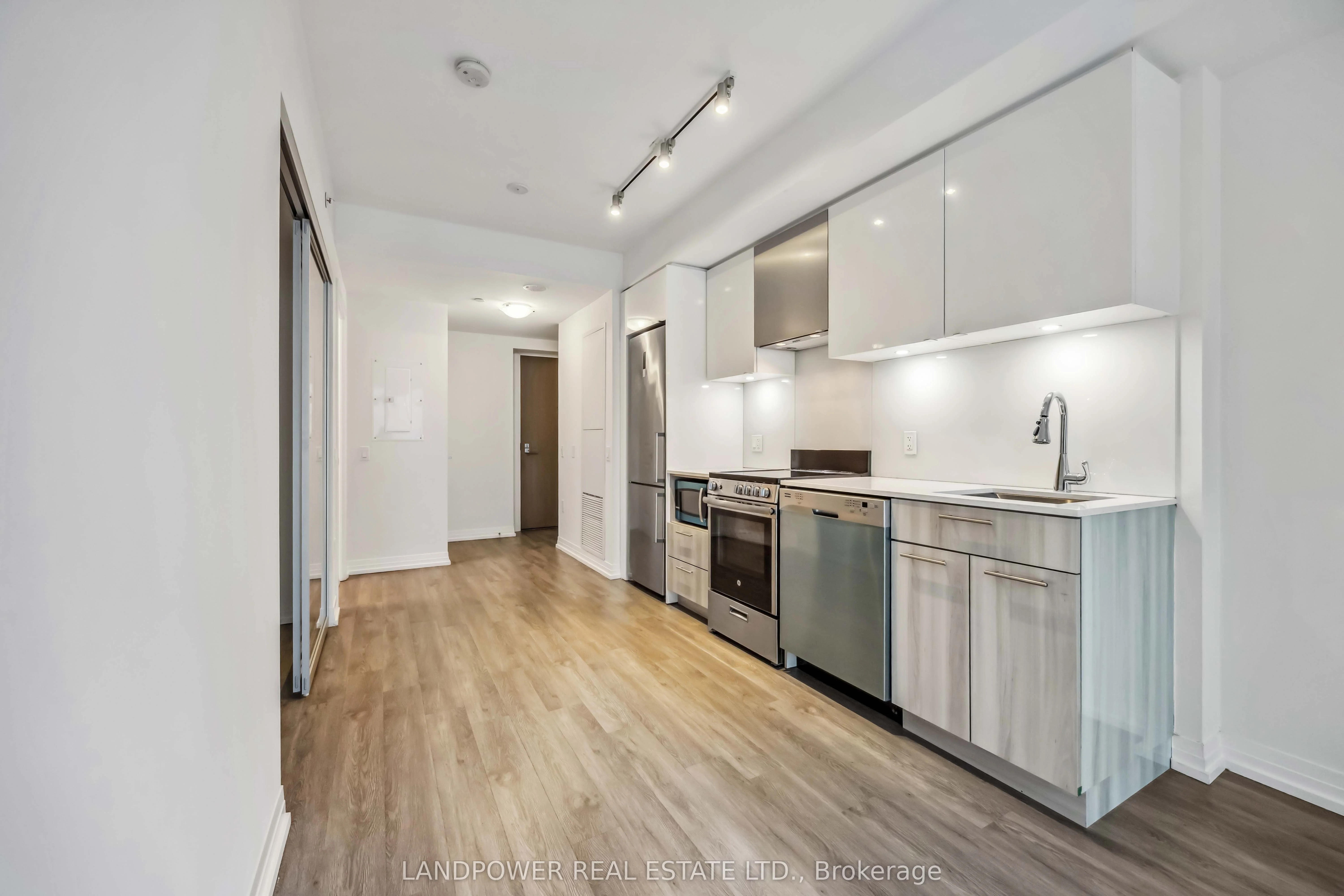 251 Jarvis Street 1435, Toronto C08, ON M5B 2C2