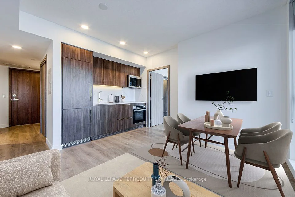 38 Widmer Street 1508, Toronto C01, On M5v 0p7