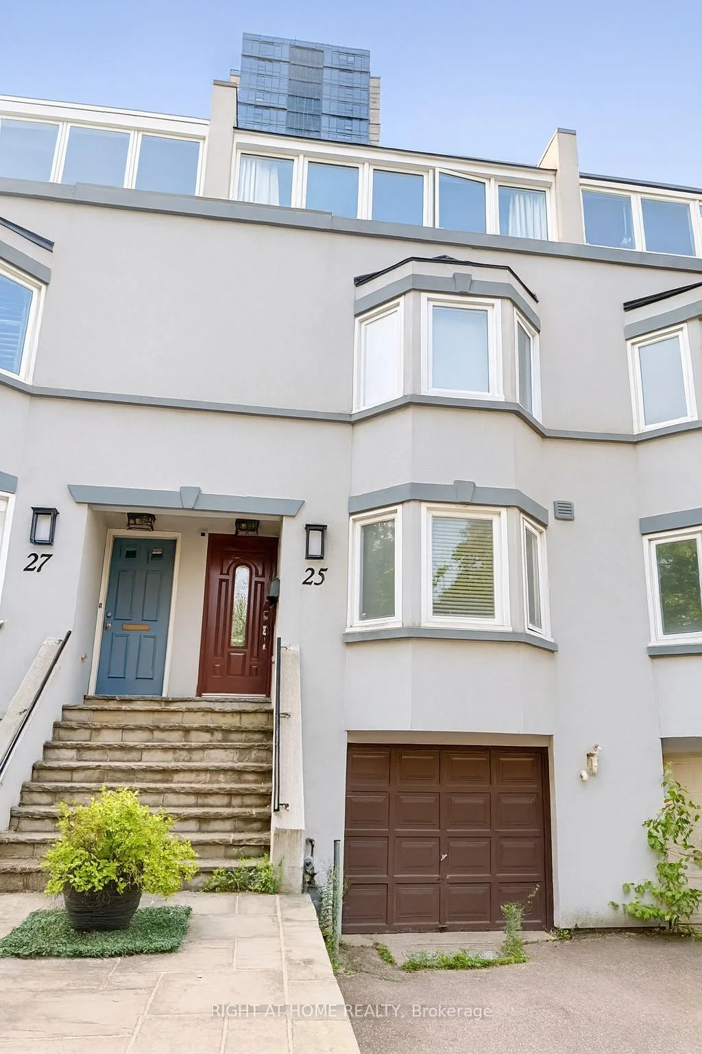 25 Keewatin Avenue, Toronto C10, ON M4P 1Z9