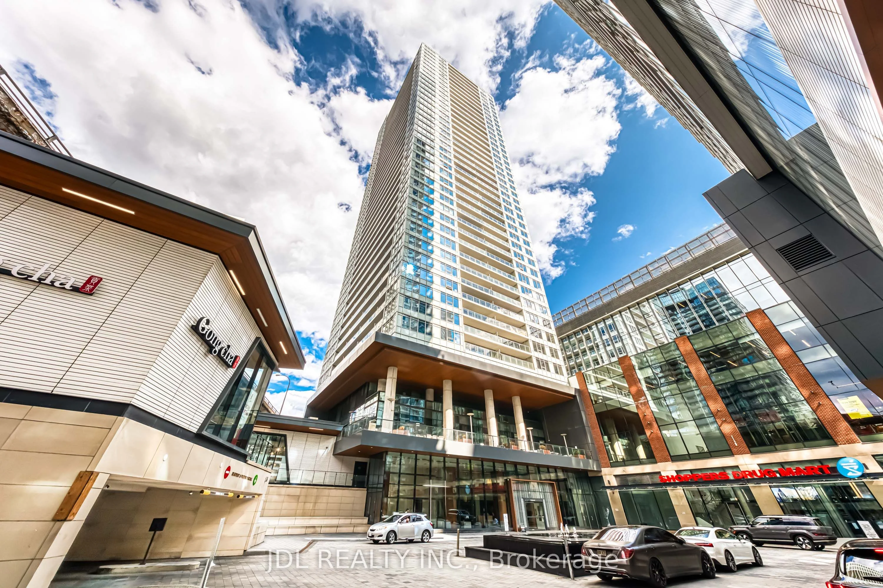 Condo Apartment in Toronto