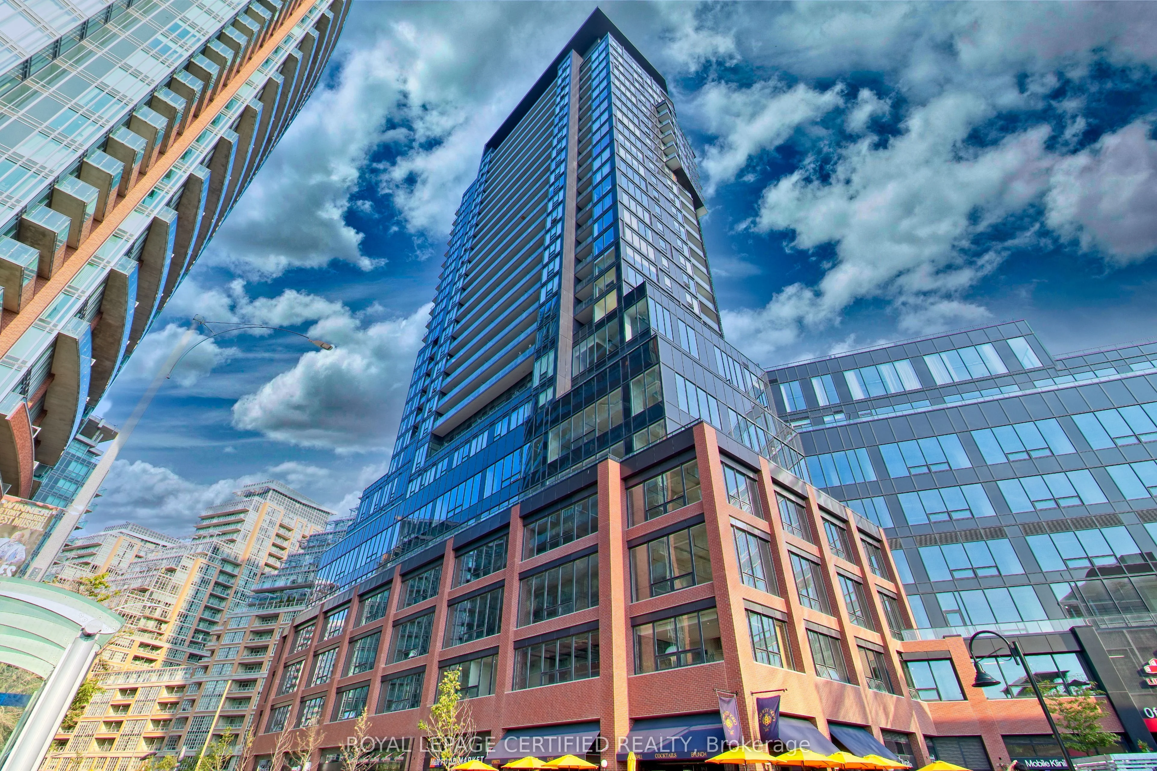 135 East Liberty Street 806, Toronto C01, On M6k 0g7