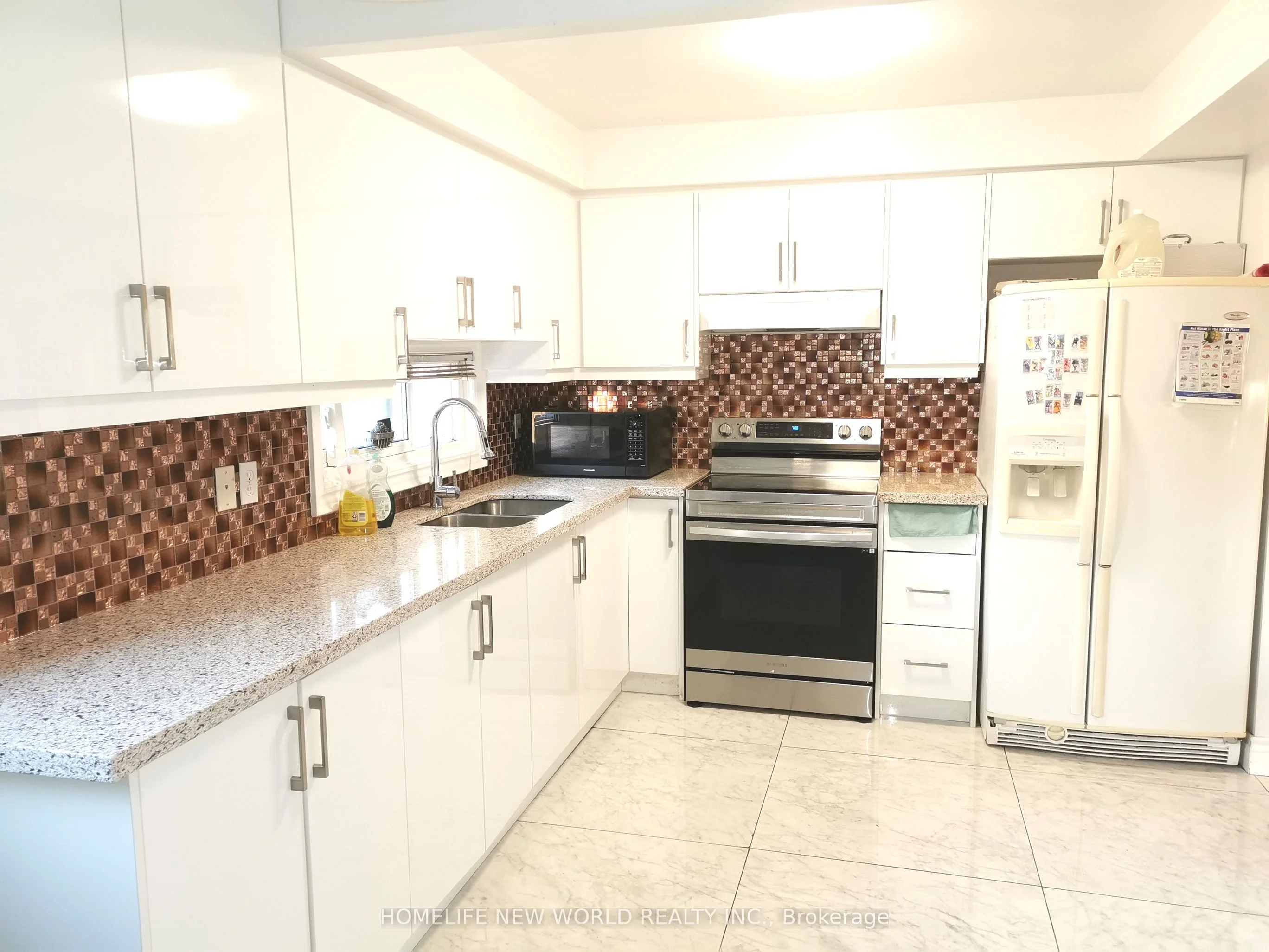 25 Picola Court bedroom, Toronto C15, ON M2H 2N2