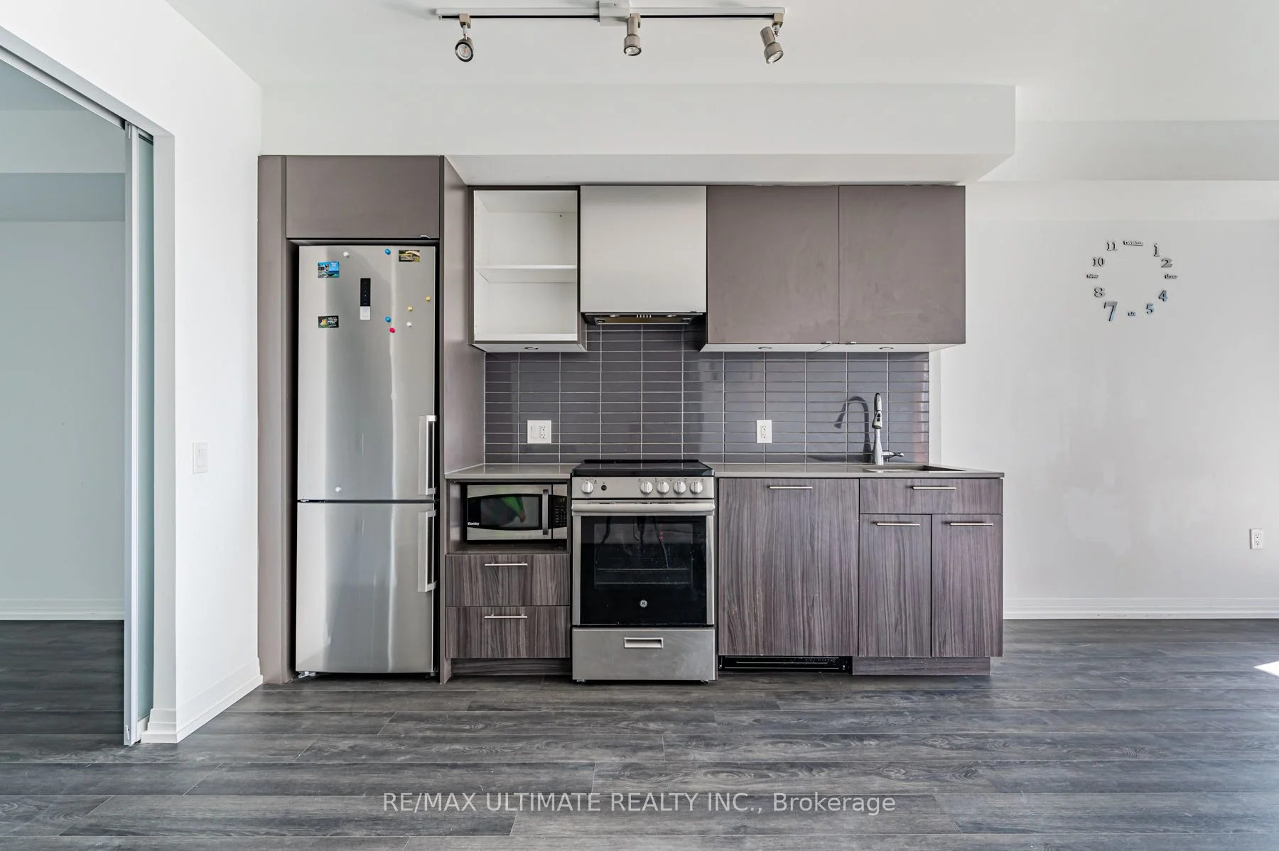 251 Jarvis Street 1518, Toronto C08, ON M5B 0C3