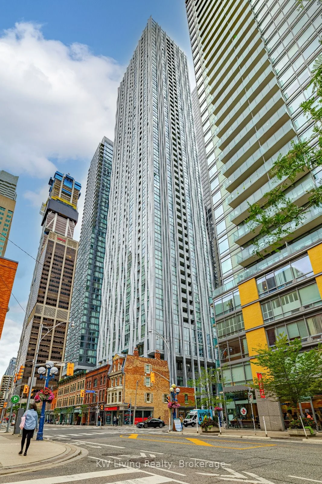Condo Apartment in Toronto