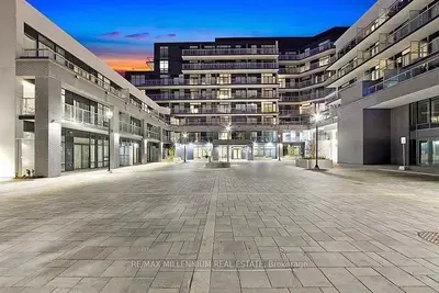 Condo Apartment in Toronto