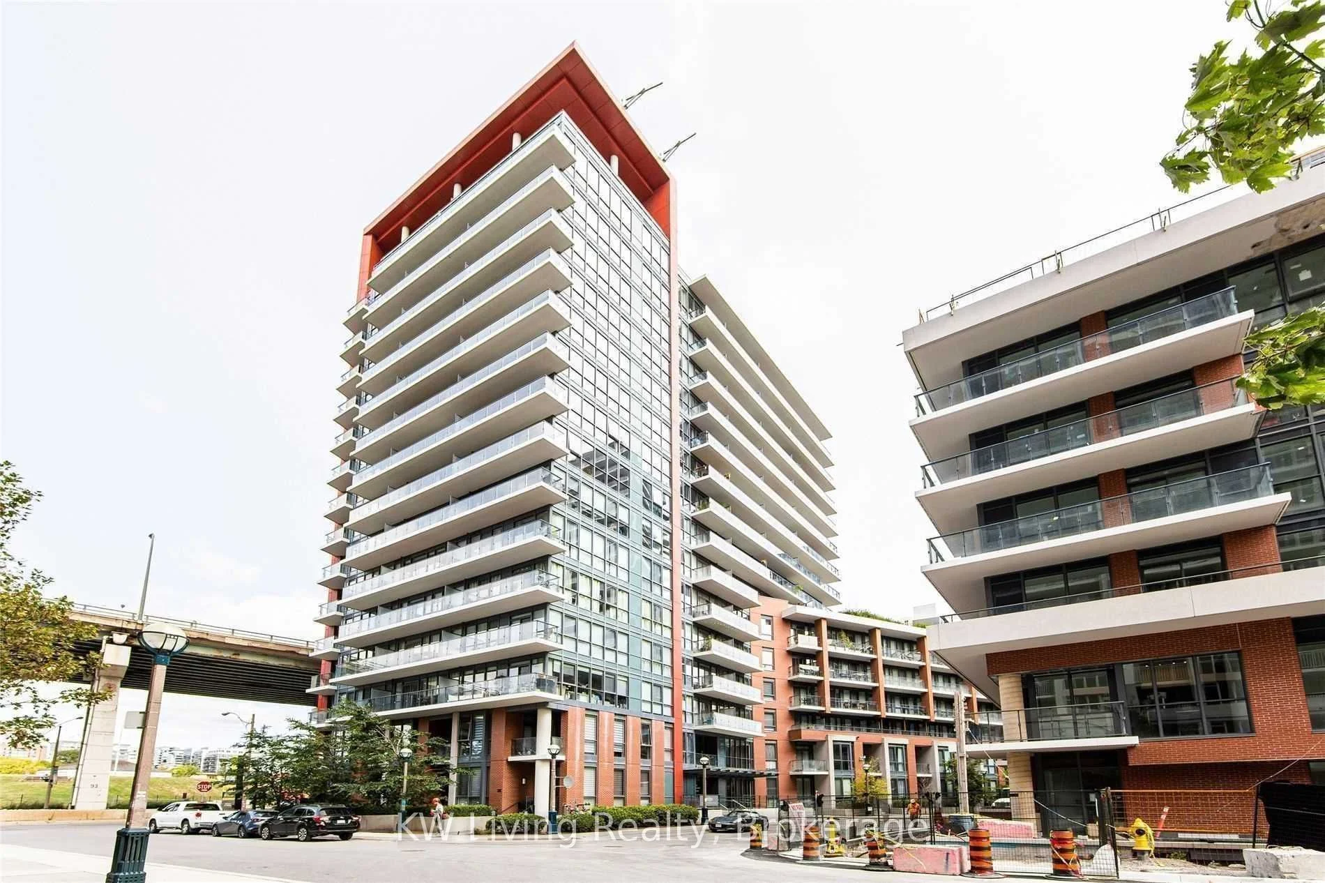 50 Bruyeres Mews 617, Toronto C01, ON M5V 0G8