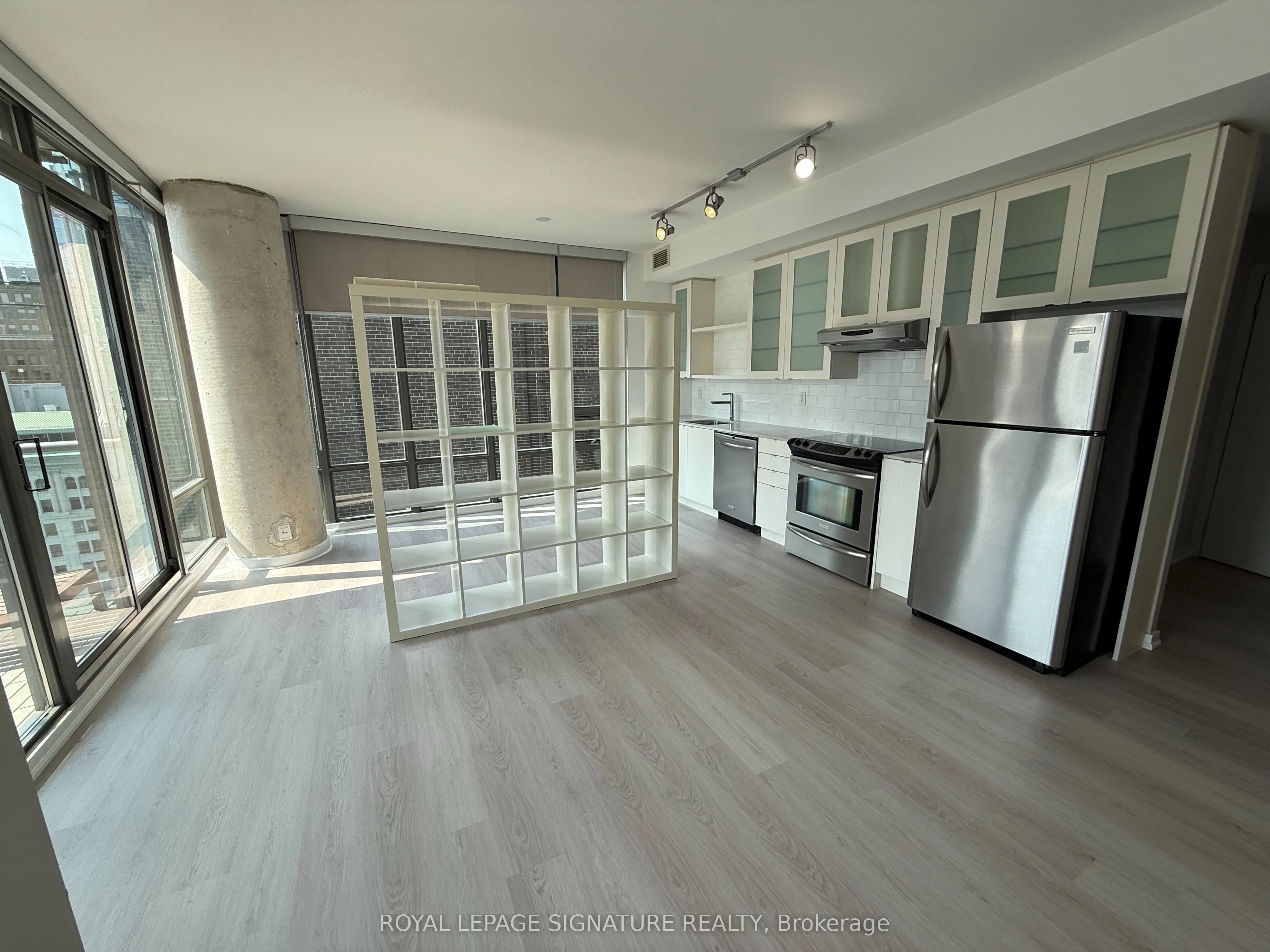 33 Lombard Street 1802, Toronto C08, ON M5C 3H8