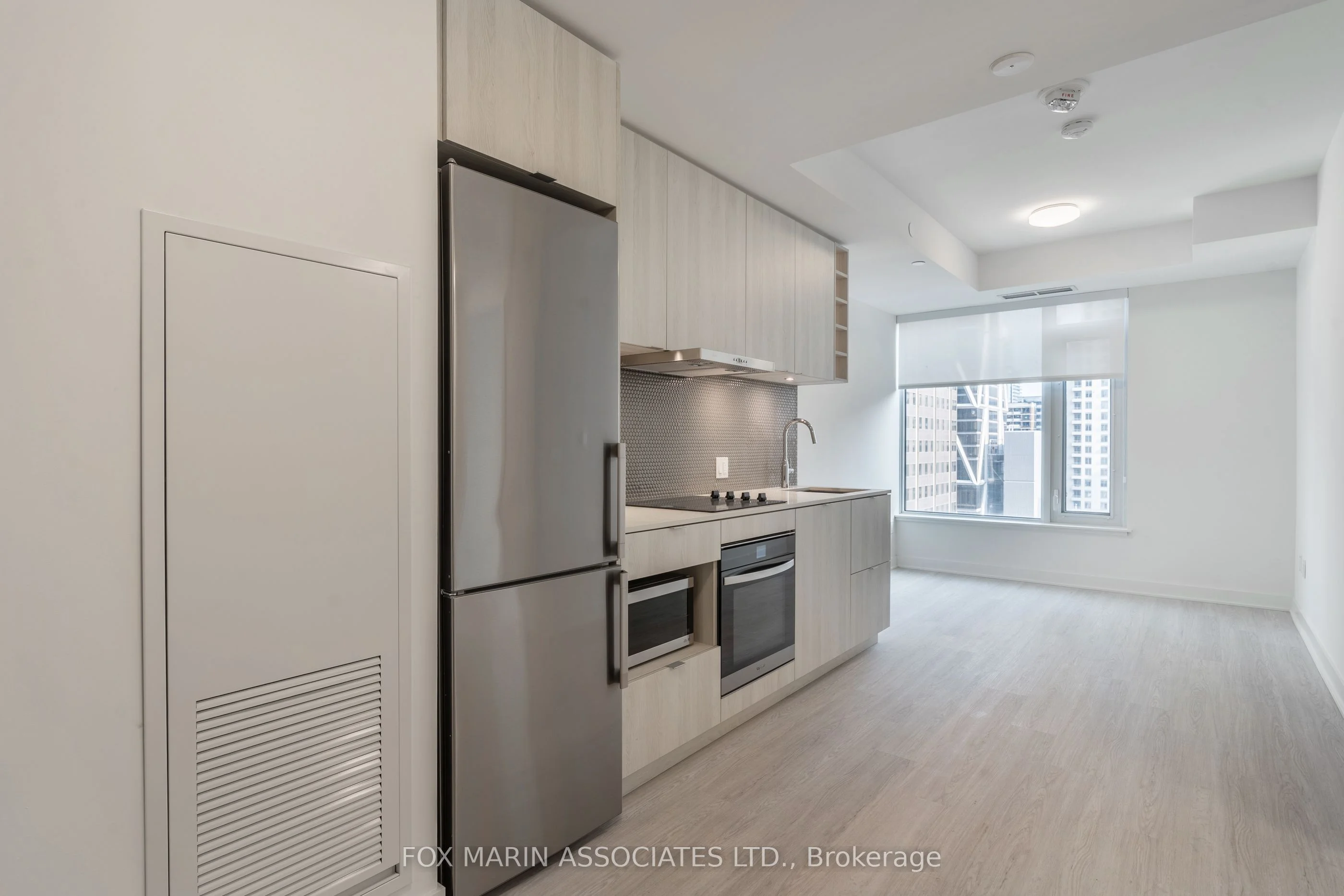 11 Yorkville Avenue 814, Toronto C02, ON M4W 1L2