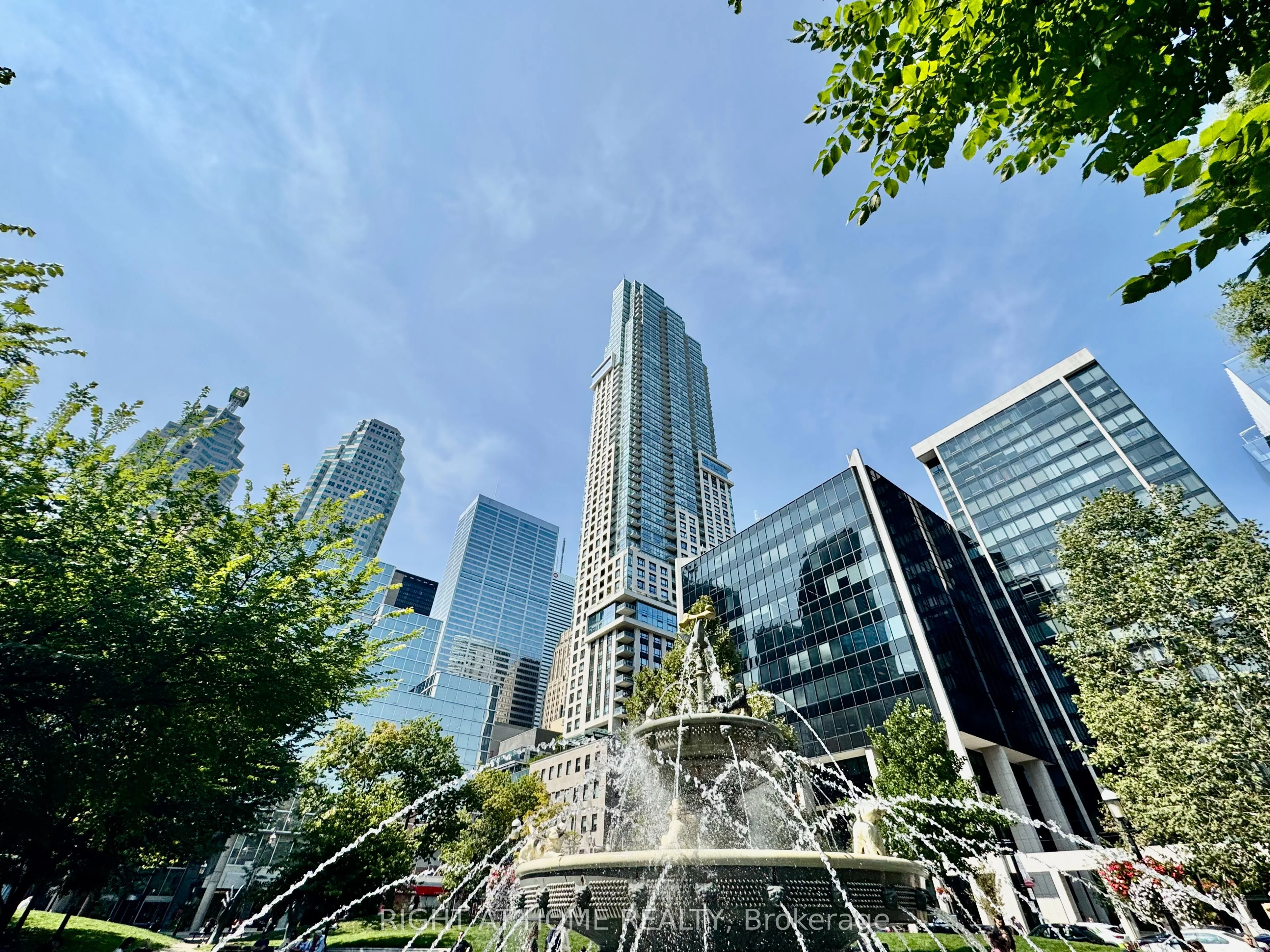 88 Scott Street 5004, Toronto C08, ON M5E 0A9