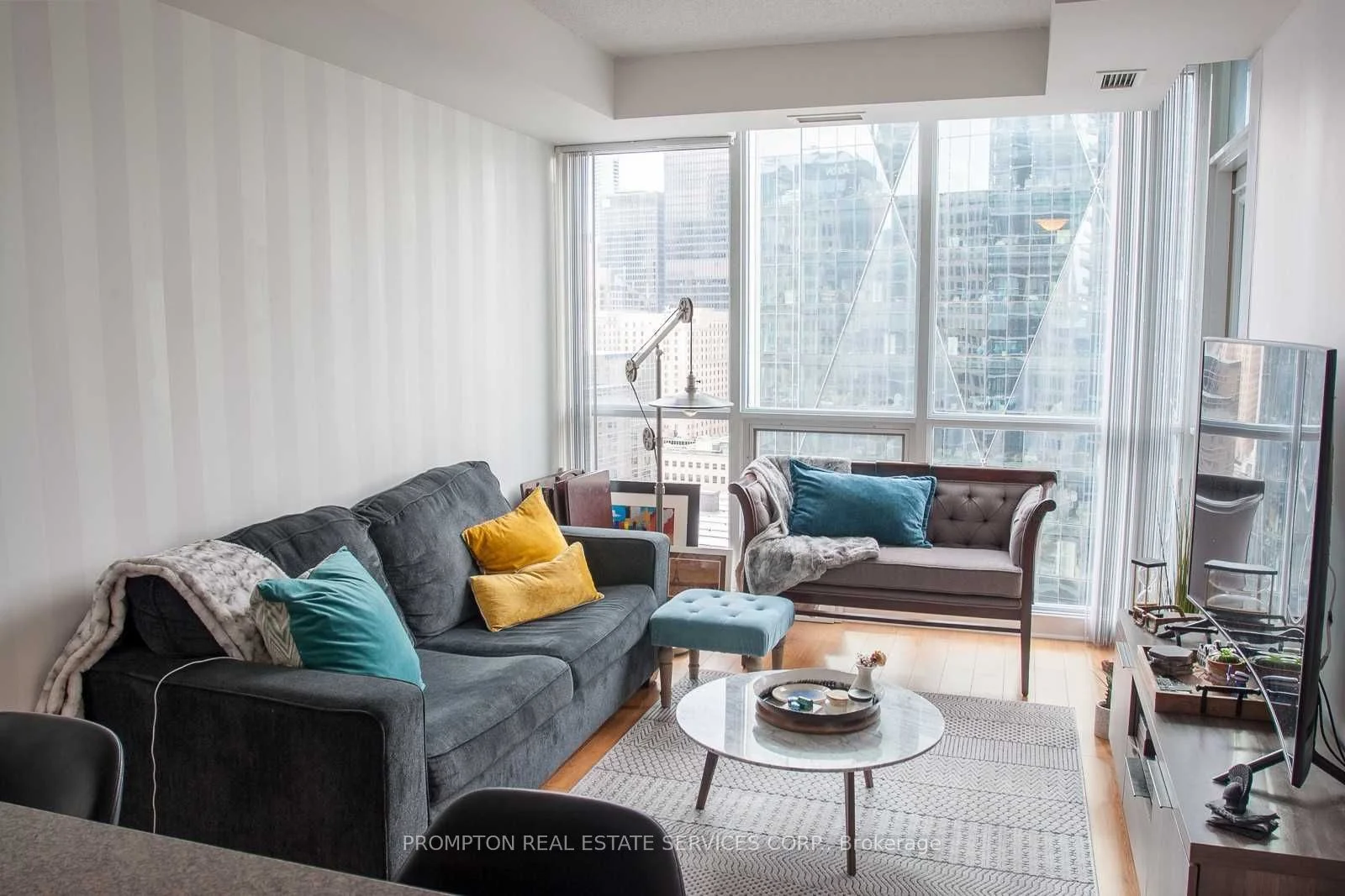 18 Harbour Street 2103, Toronto C01, ON M5J 2Z6